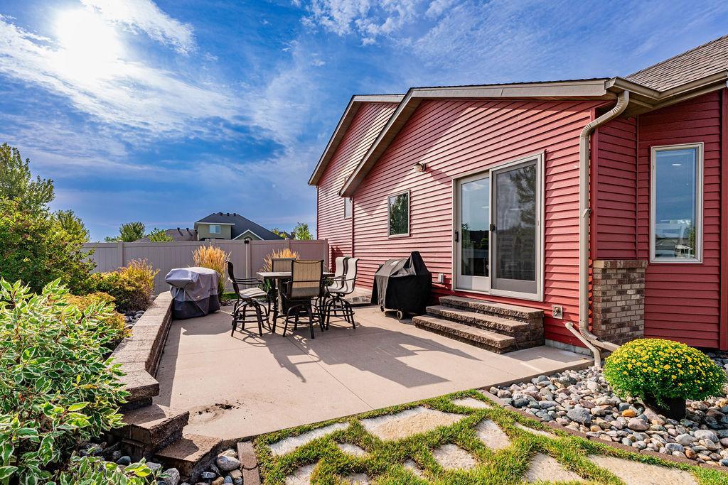1st image of 1809 Pentland St, West Fargo, ND 58078 | MLS# 7132085