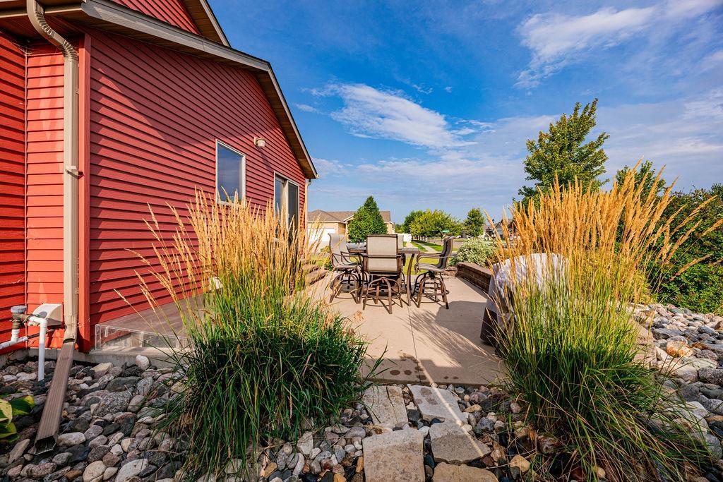 3rd image of 1809 Pentland St, West Fargo, ND 58078 | MLS# 7132085