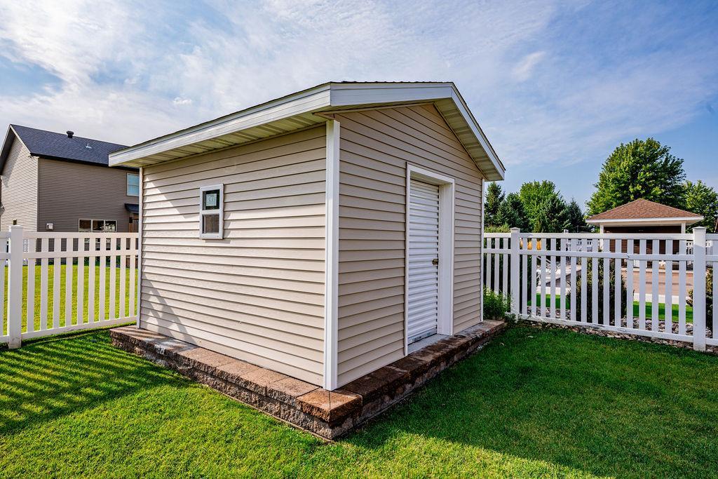 47th image of 1809 Pentland St, West Fargo, ND 58078 | MLS# 7132085
