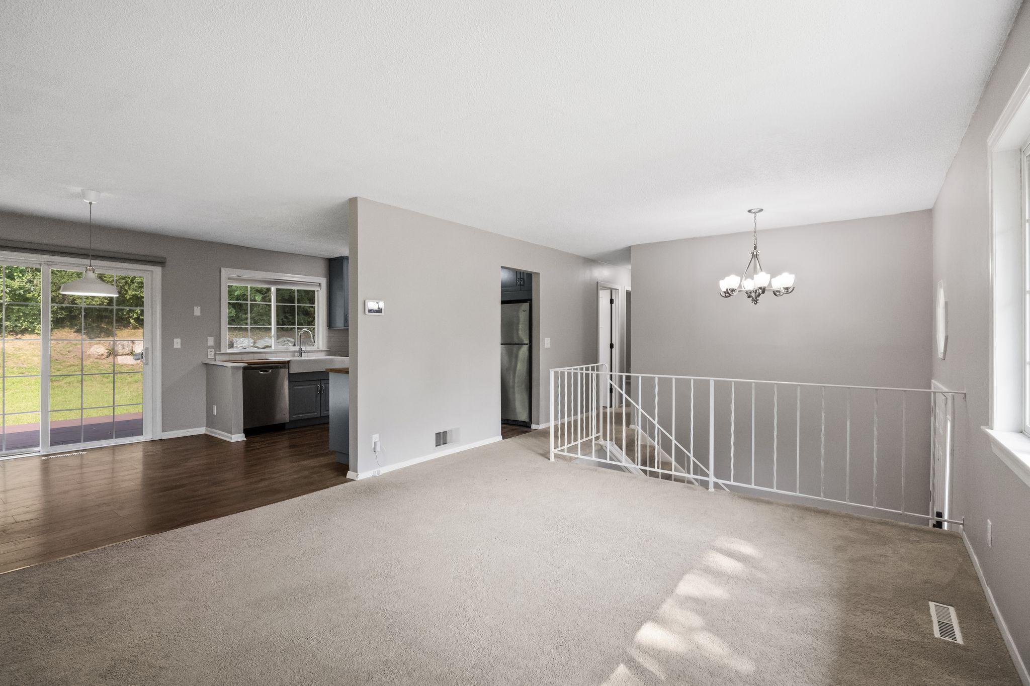 5th image of 10340 Decatur Ave S, Bloomington, MN 55438 | MLS# 7132112