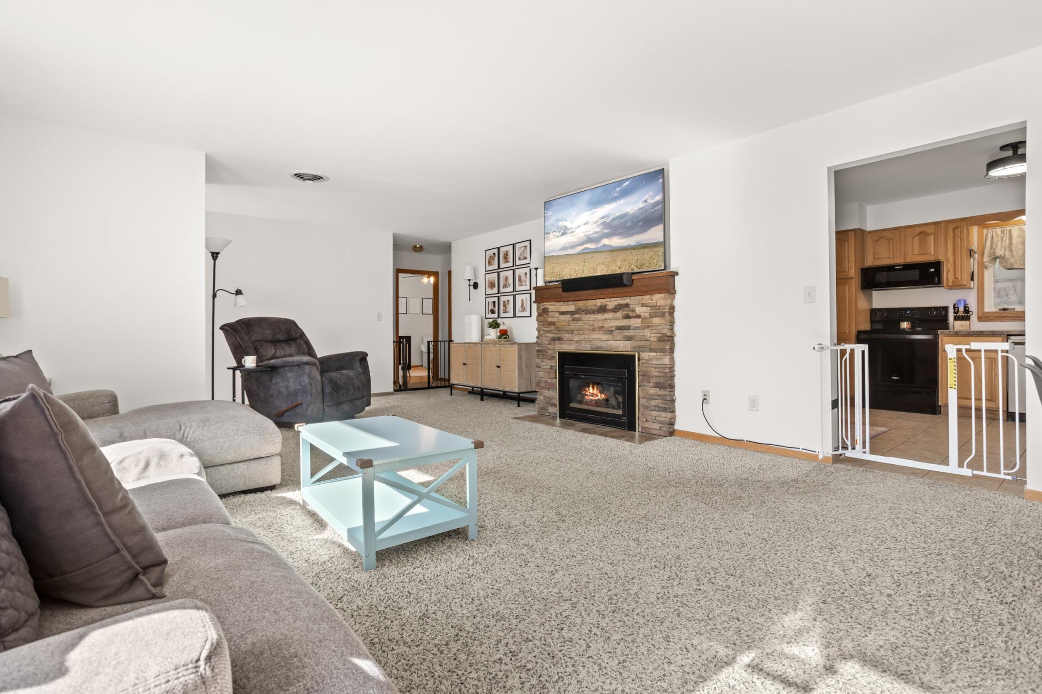 5th image of 332 Willow St E, Detroit Lakes, MN 56501 | MLS# 7132134