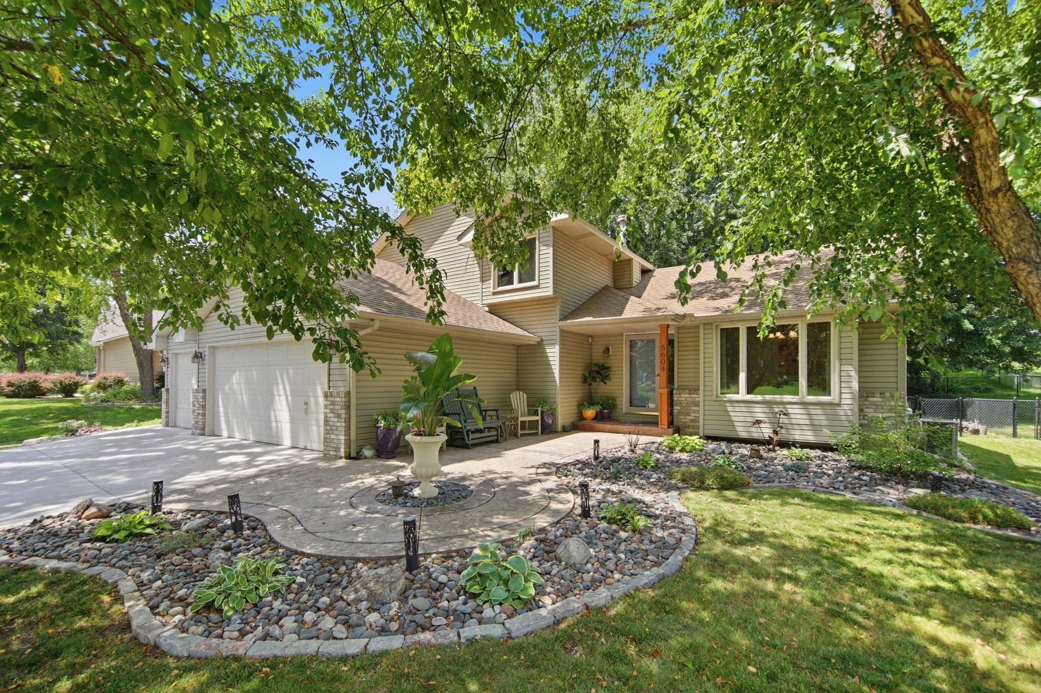 1st image of 5604 Lone Oak Dr, Savage, MN 55378 | MLS# 7132159