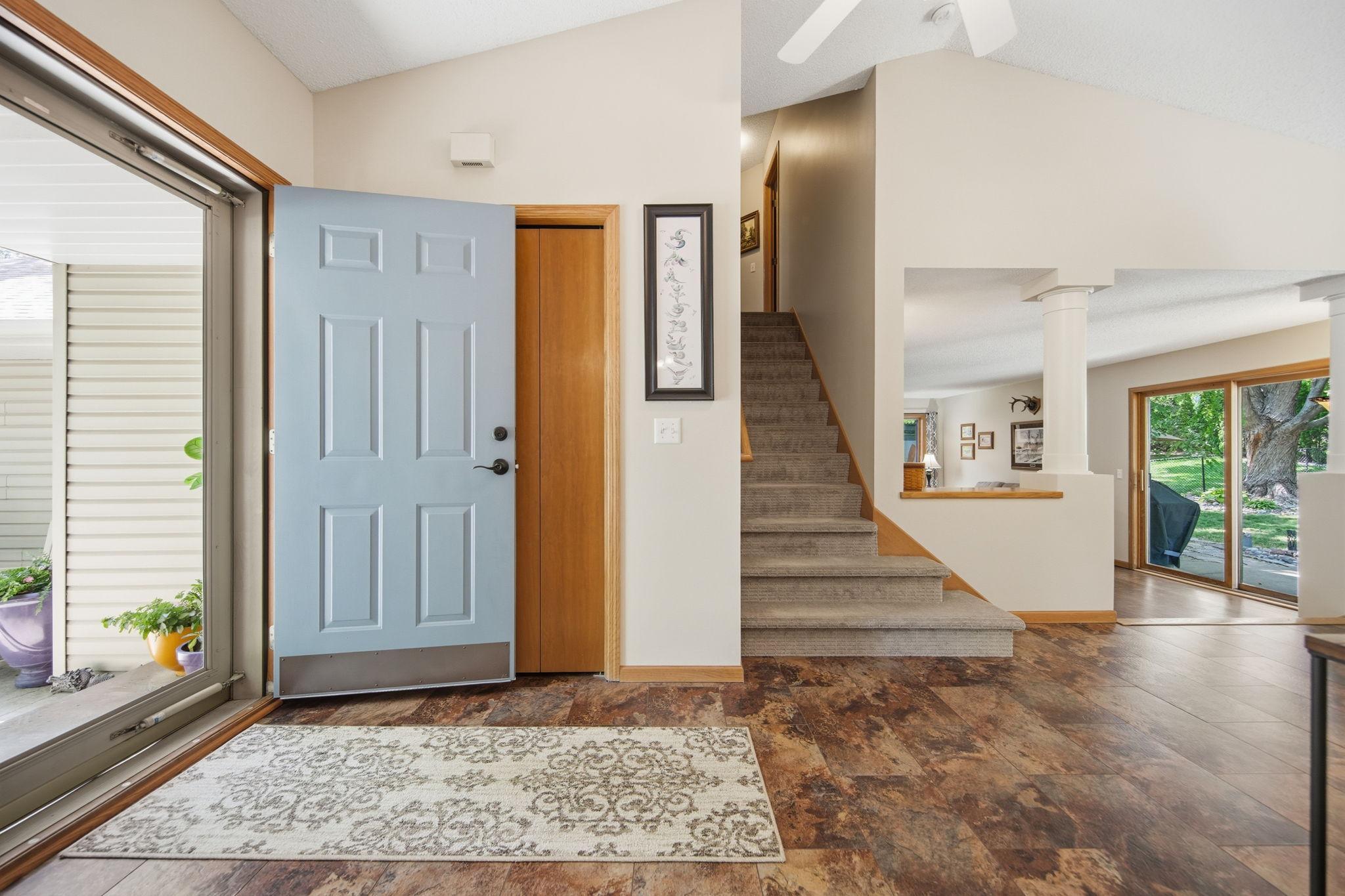 5th image of 5604 Lone Oak Dr, Savage, MN 55378 | MLS# 7132159