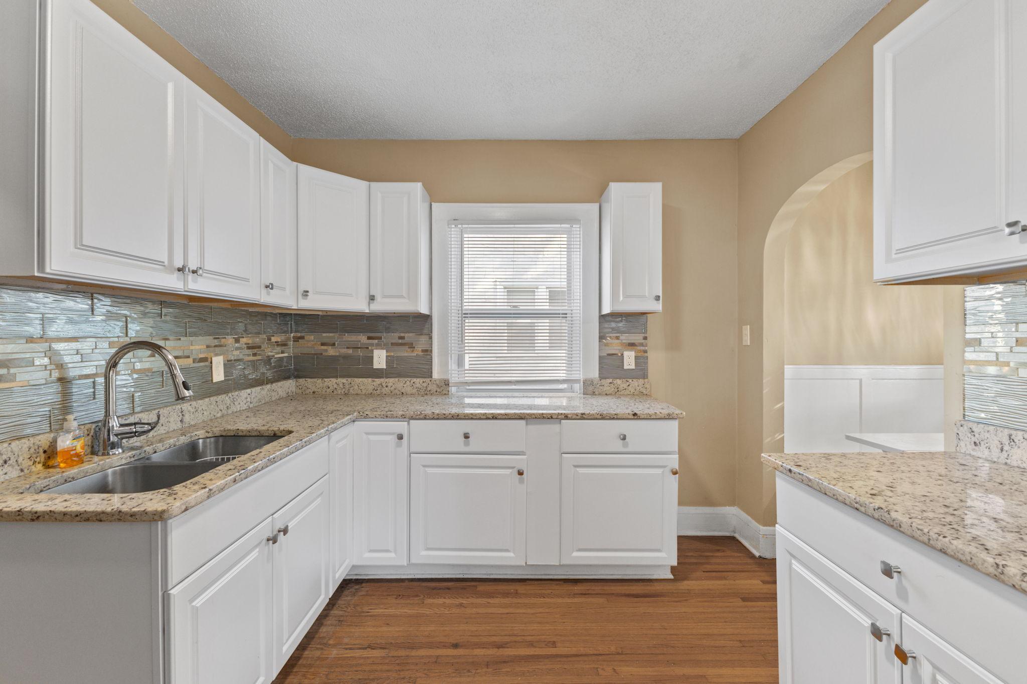 Photo 4 of Single family home for sale at 1618 Vincent Ave N, Minneapolis, MN 55411 | MLS# 7132217 | Listing updated on 2026-09-05