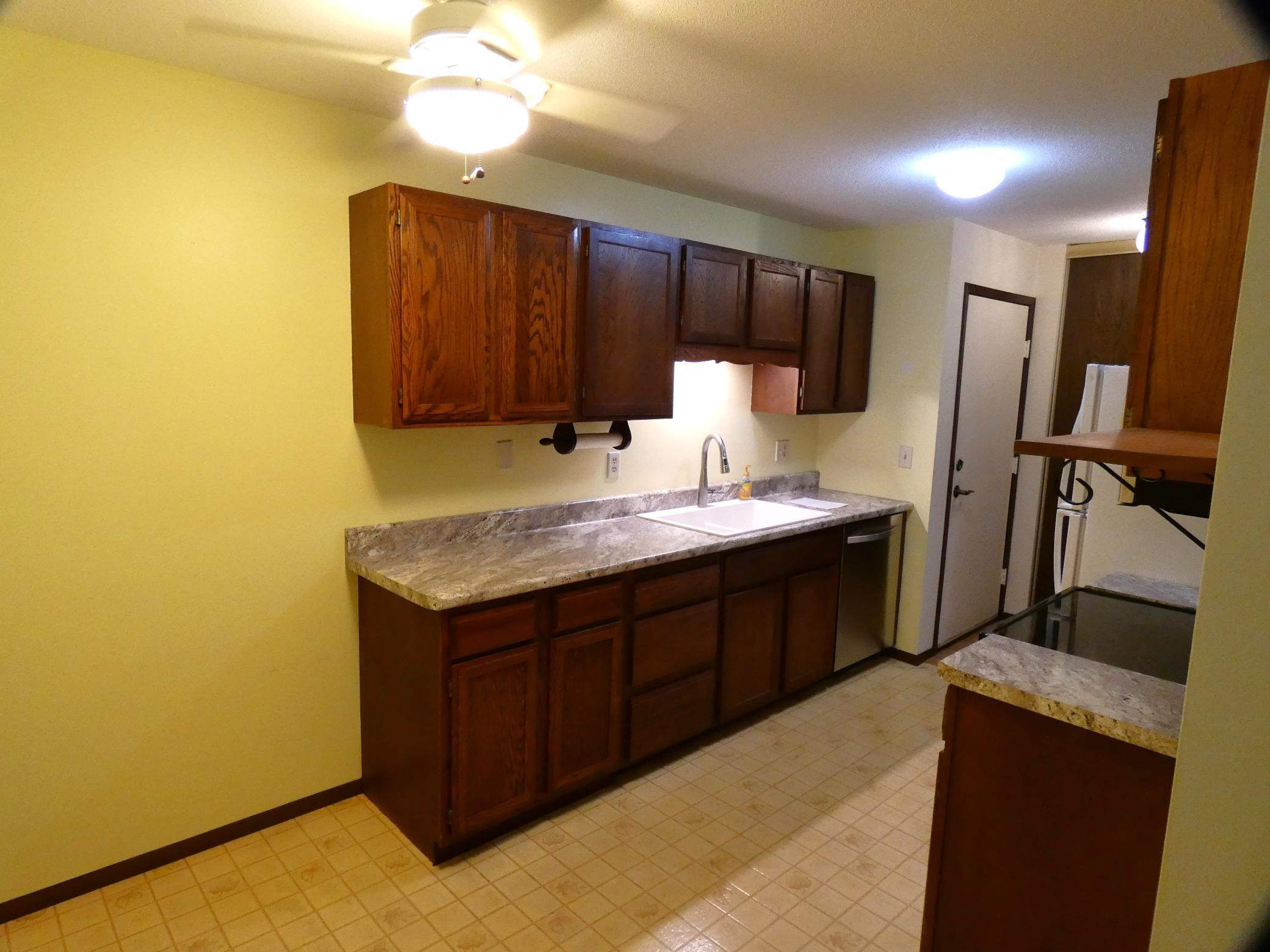 5th image of 135 Viking Dr E #110, Little Canada, MN 55117 | MLS# 7132219