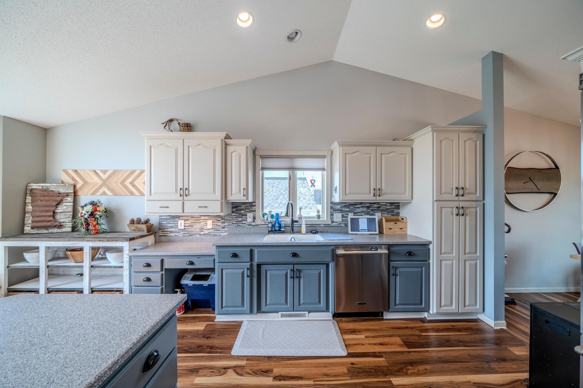 5th image of 2501 Parkview Dr S, Fargo, ND 58103 | MLS# 7132341