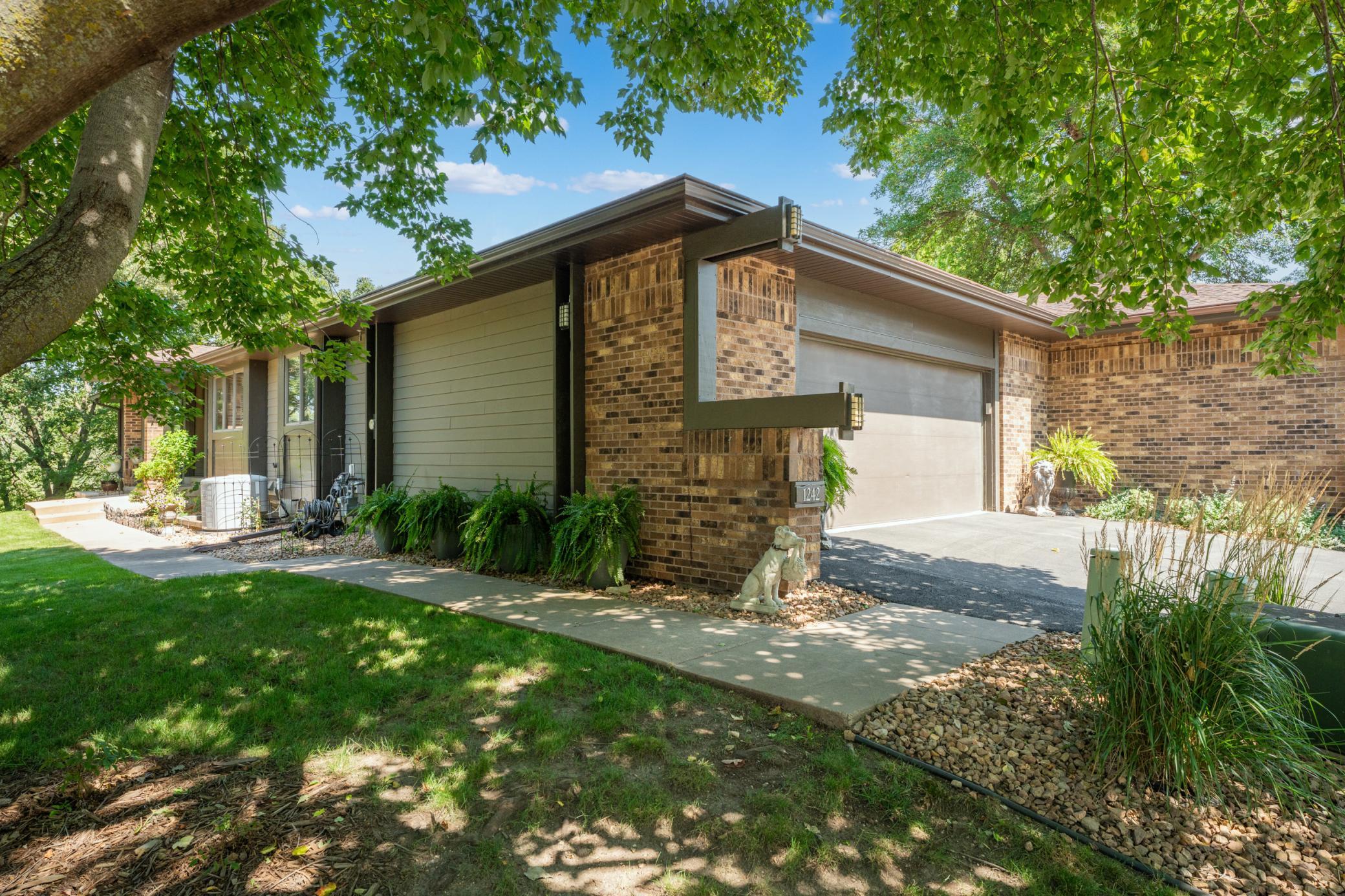 39th image of 1242 19th Ave Ne, Rochester, MN 55906 | MLS# 7132345