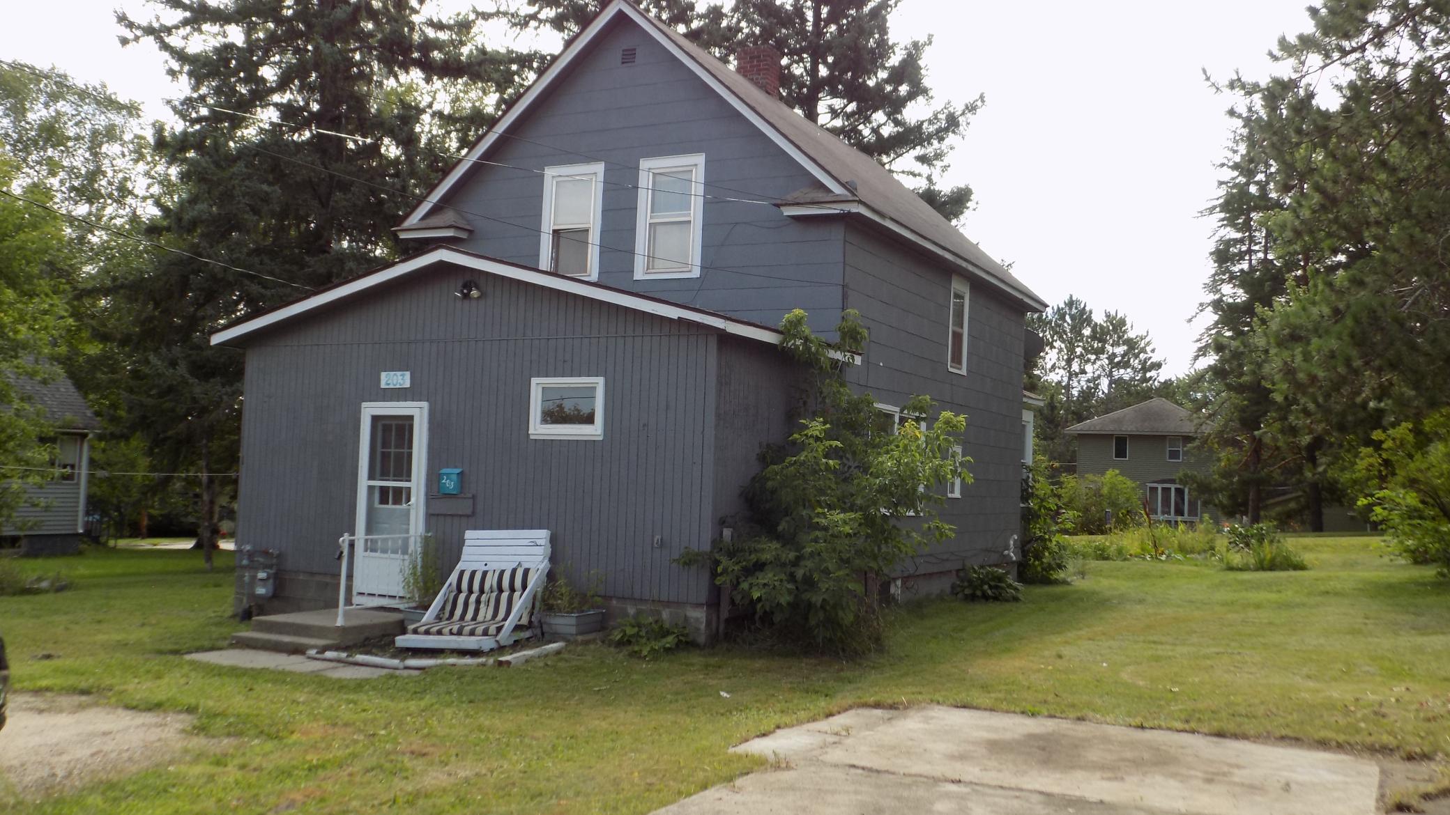 13th image of 203 Mitchell St, Coleraine, MN 55722 | MLS# 7132459