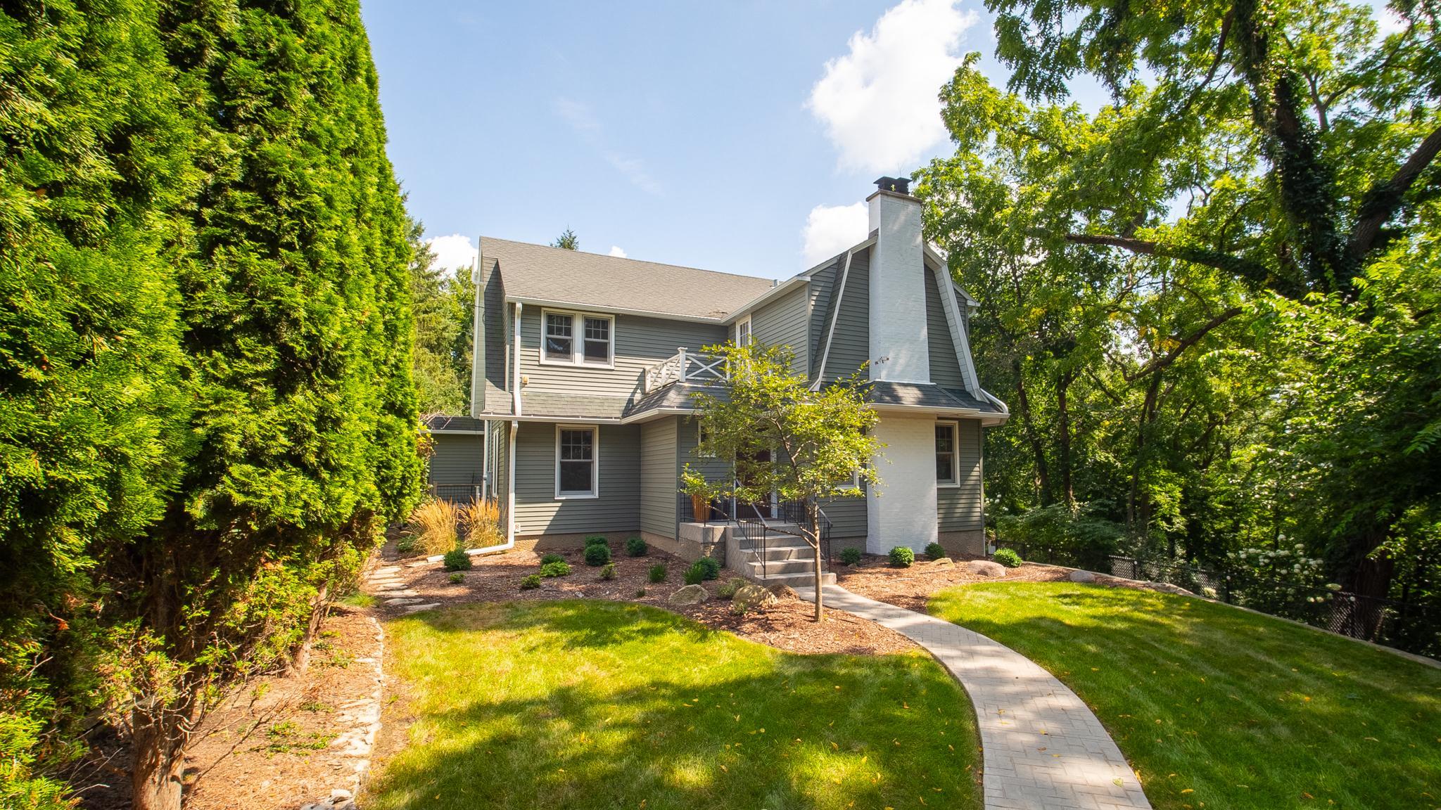 49th image of 814 10th Ave Sw, Rochester, MN 55902 | MLS# 7132527