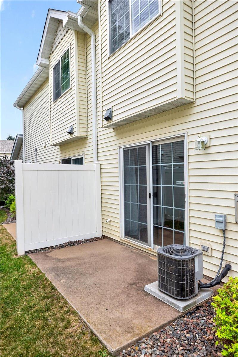 3rd image of 5633 138Th St N, Hugo, MN 55038 | MLS# 7132528