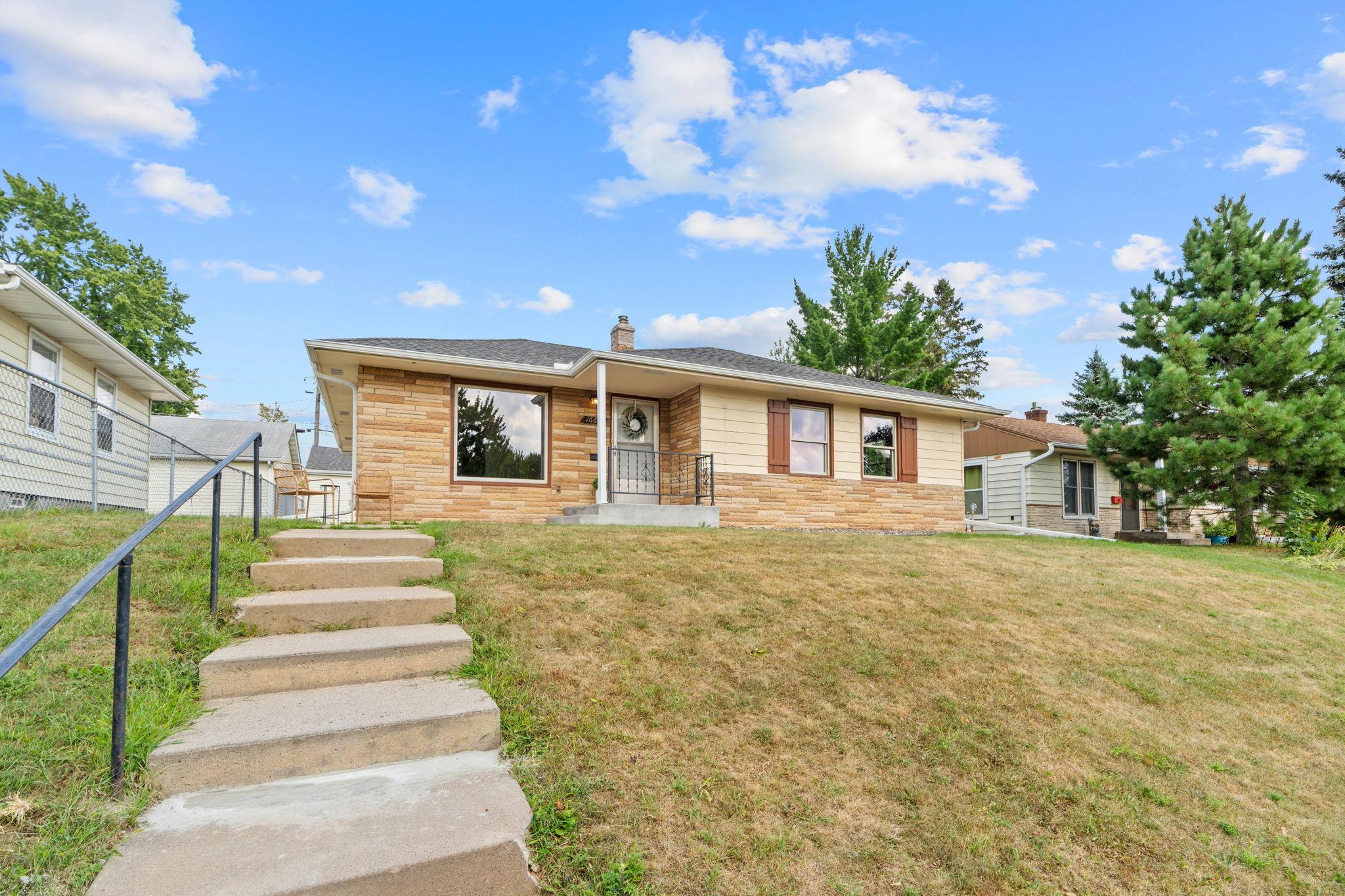 2nd image of 1668 Craig Pl, Saint Paul, MN 55119 | MLS# 7132552
