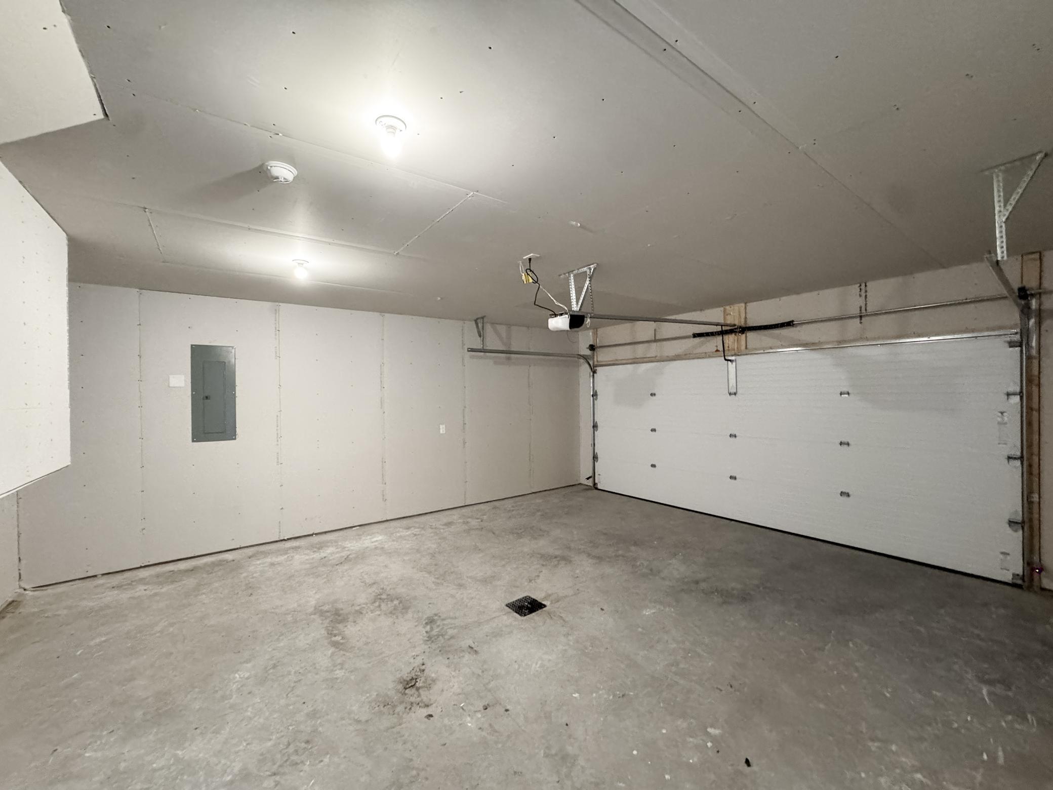 35th image of 1105 Jill Dr W, West Fargo, ND 58078 | MLS# 7132558