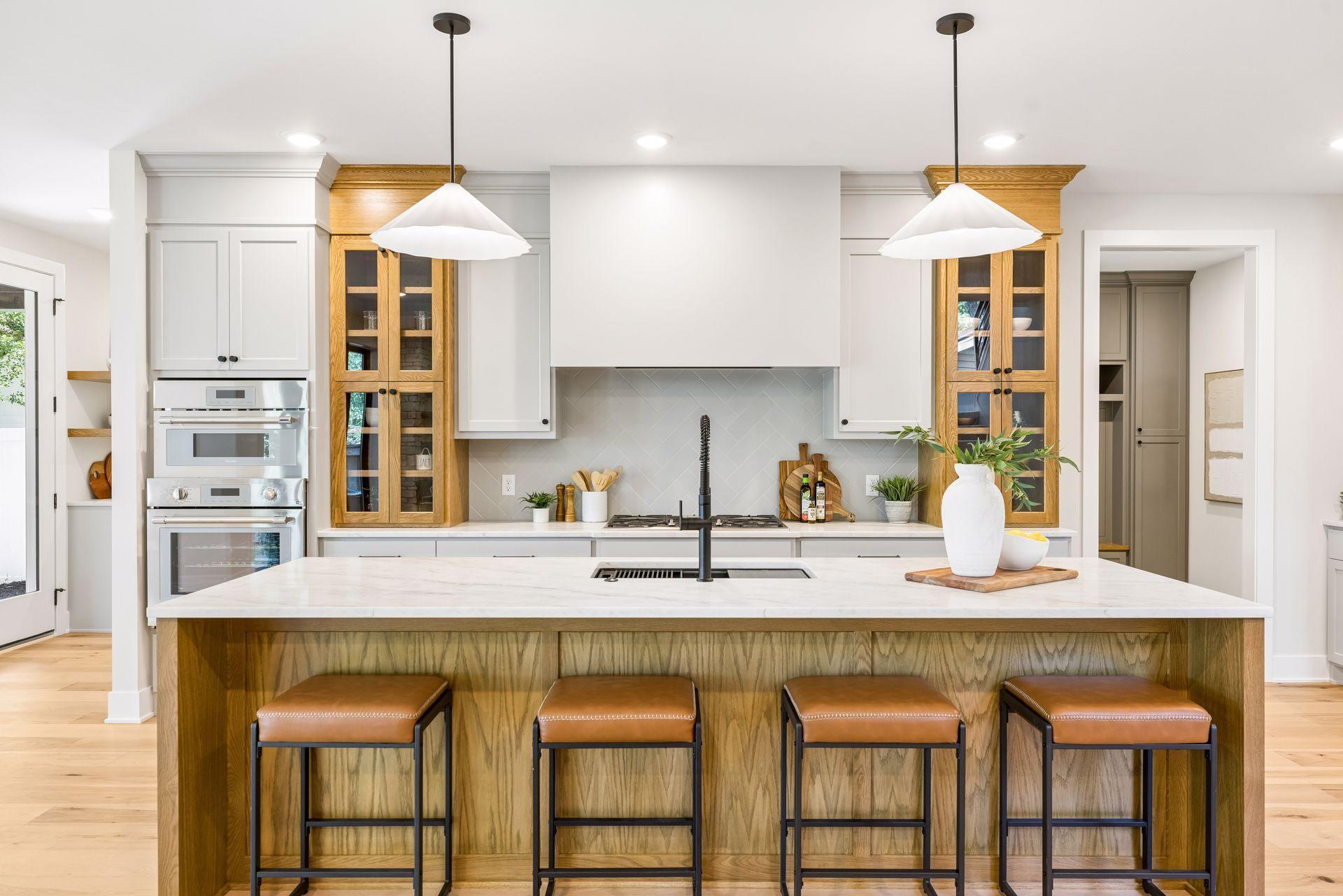 2nd image of 4509 Oxford Ave, Edina, MN 55436 | MLS# 7132640