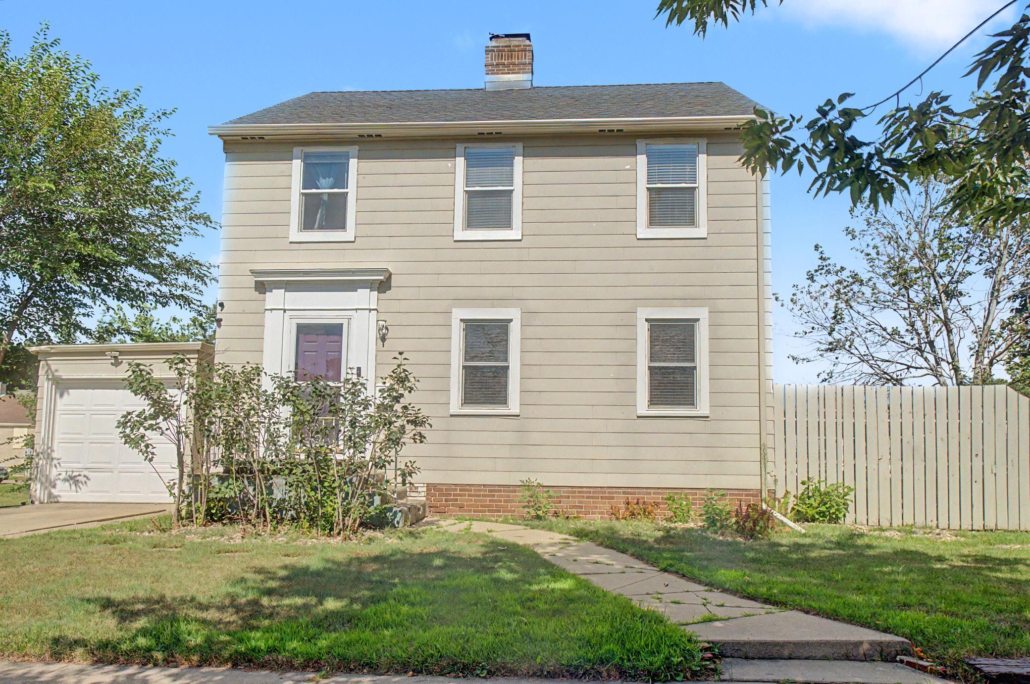 1st image of 608 9th St, Worthington, MN 56187 | MLS# 7132740