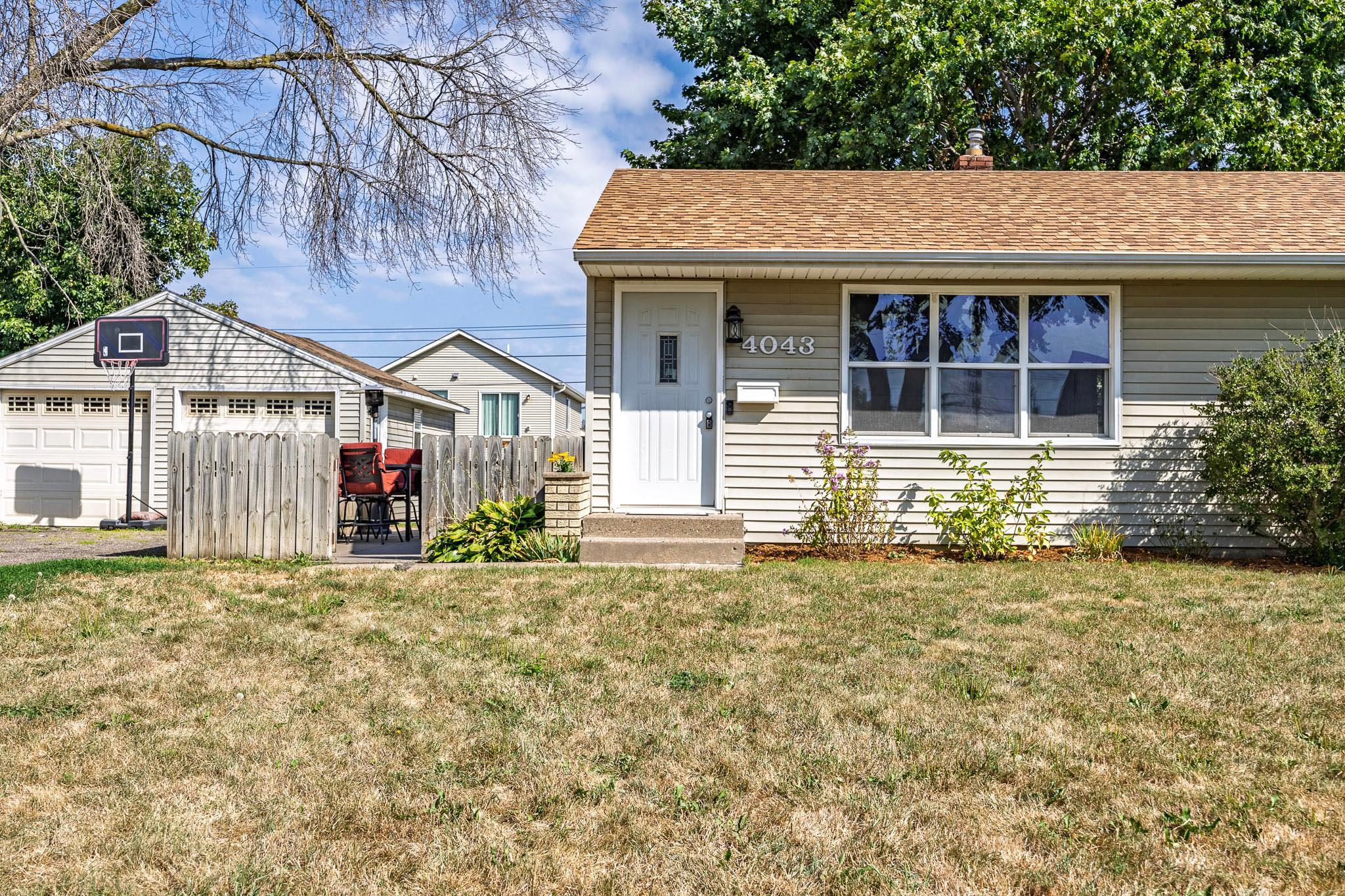 1st image of 4043 74th St E, Inver Grove Heights, MN 55076 | MLS# 7132824