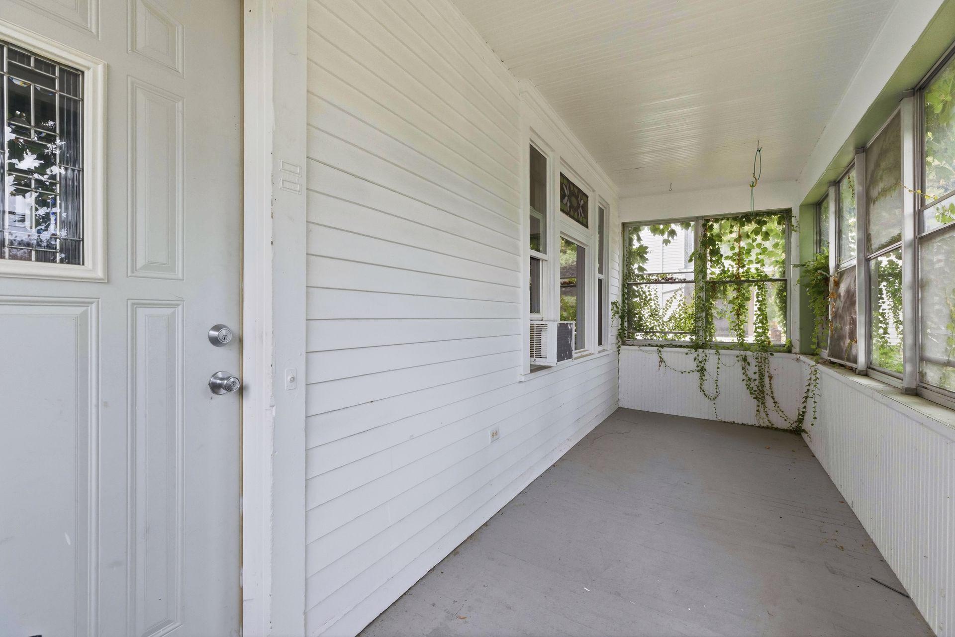 2nd image of 738 Watson Ave, North Saint Paul, MN 55102 | MLS# 7132828