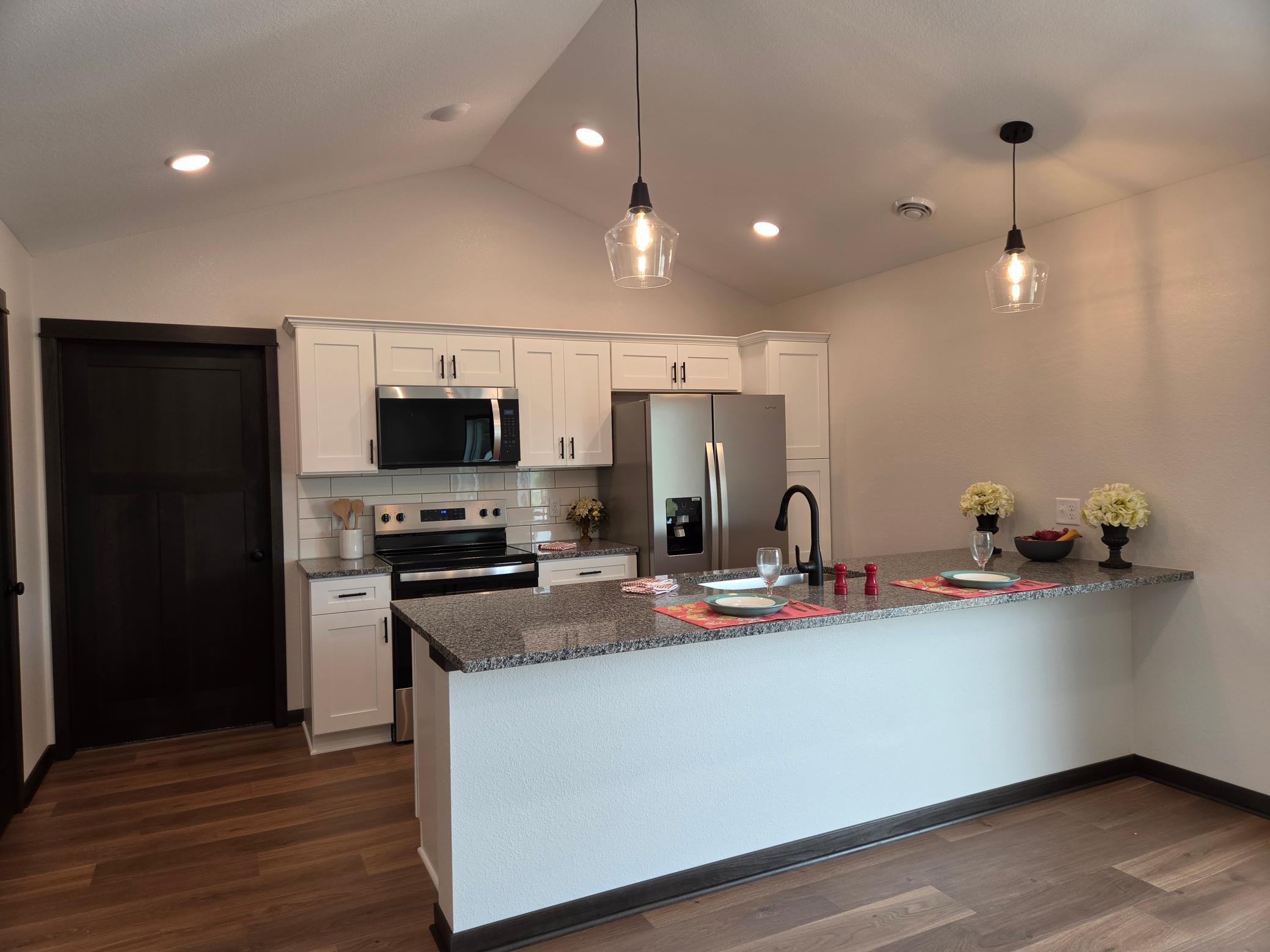 2nd image of 2025 Clark St, Saint Peter, MN 56082 | MLS# 7132940