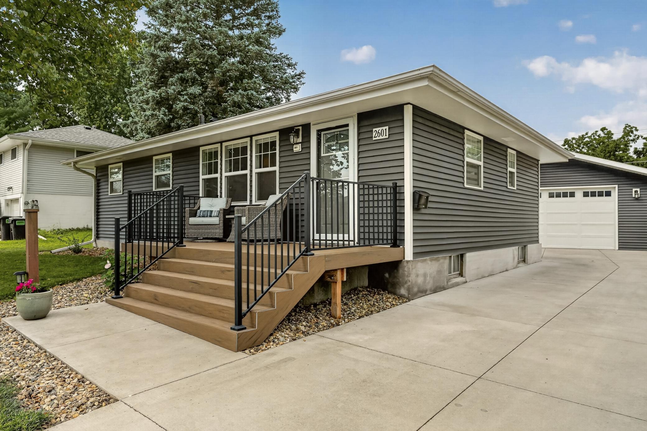 2nd image of 2601 15th Ave Nw, Rochester, MN 55901 | MLS# 7132945