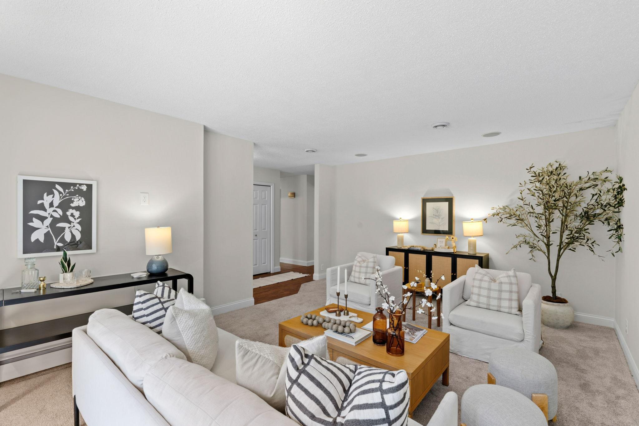4th image of 12918 Rutledge Cir, Minnetonka, MN 55305 | MLS# 7132976