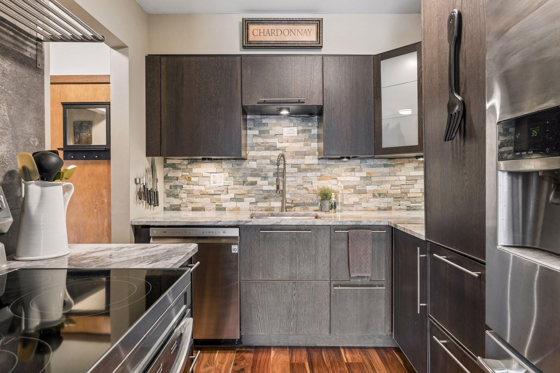 1st image of 3155 Old Hwy 8 #306, Roseville, MN 55418 | MLS# 7133047