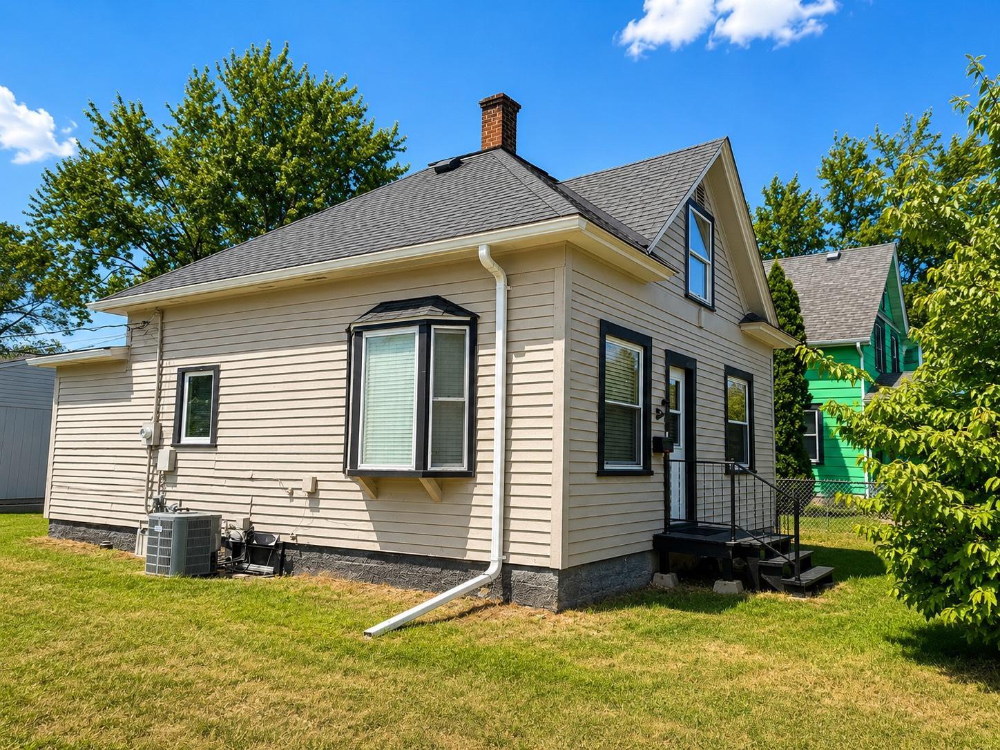 14th image of 303 20th Ave N, Saint Cloud, MN 56303 | MLS# 7133049