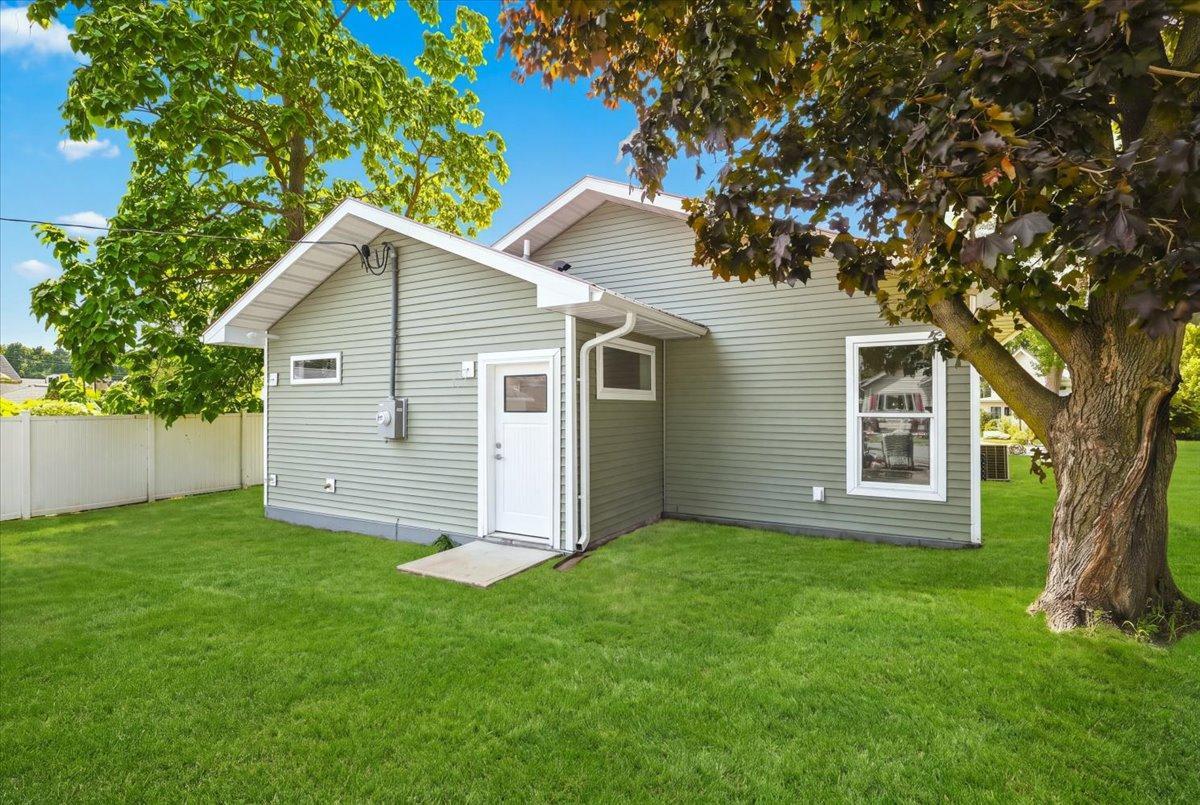 21st image of 214 Amundson St N, Amery, WI 54001 | MLS# 7133161