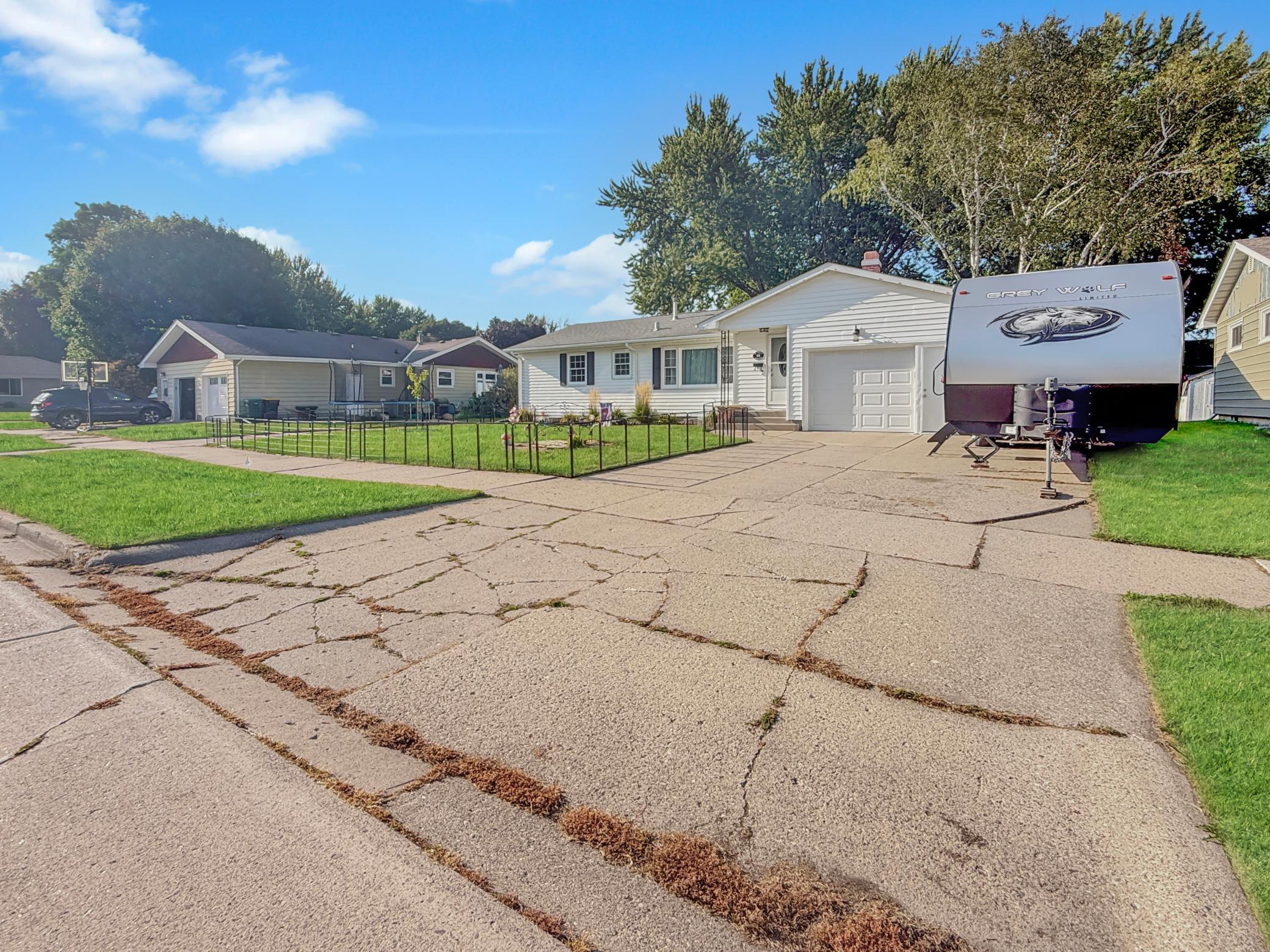 4th image of 609 Washington Ave, Fairmont, MN 56031 | MLS# 7133259