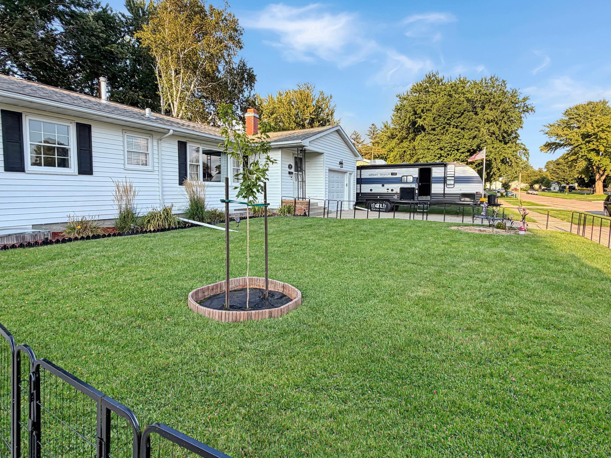 3rd image of 609 Washington Ave, Fairmont, MN 56031 | MLS# 7133259