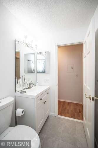 2nd image of 135 Viking Dr E #102, Little Canada, MN 55117 | MLS# 7133449