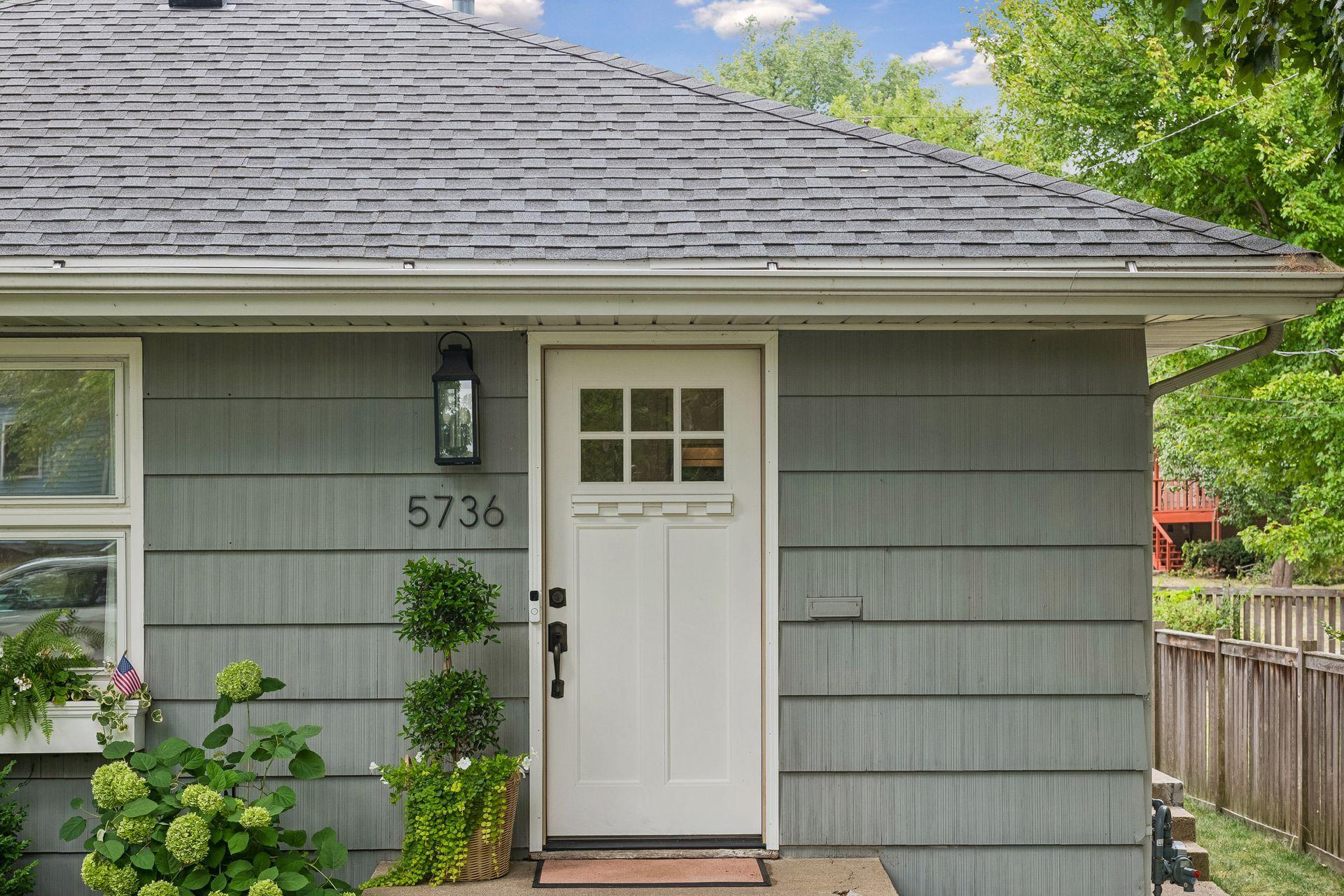 3rd image of 5736 Sheridan Ave S, Minneapolis, MN 55410 | MLS# 7133656