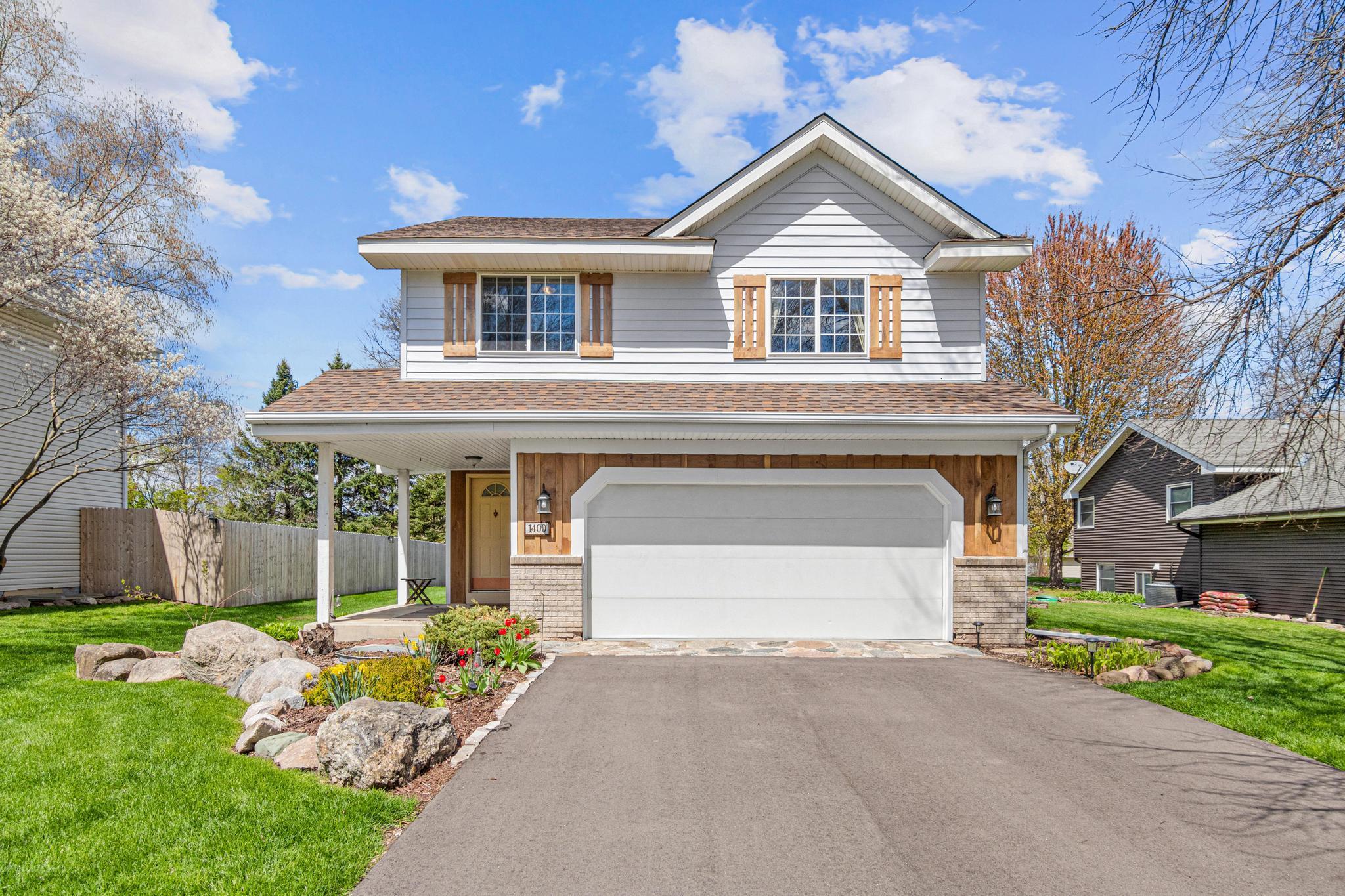 2nd image of 1400 Field Creek Cir, Victoria, MN 55386 | MLS# 7133791