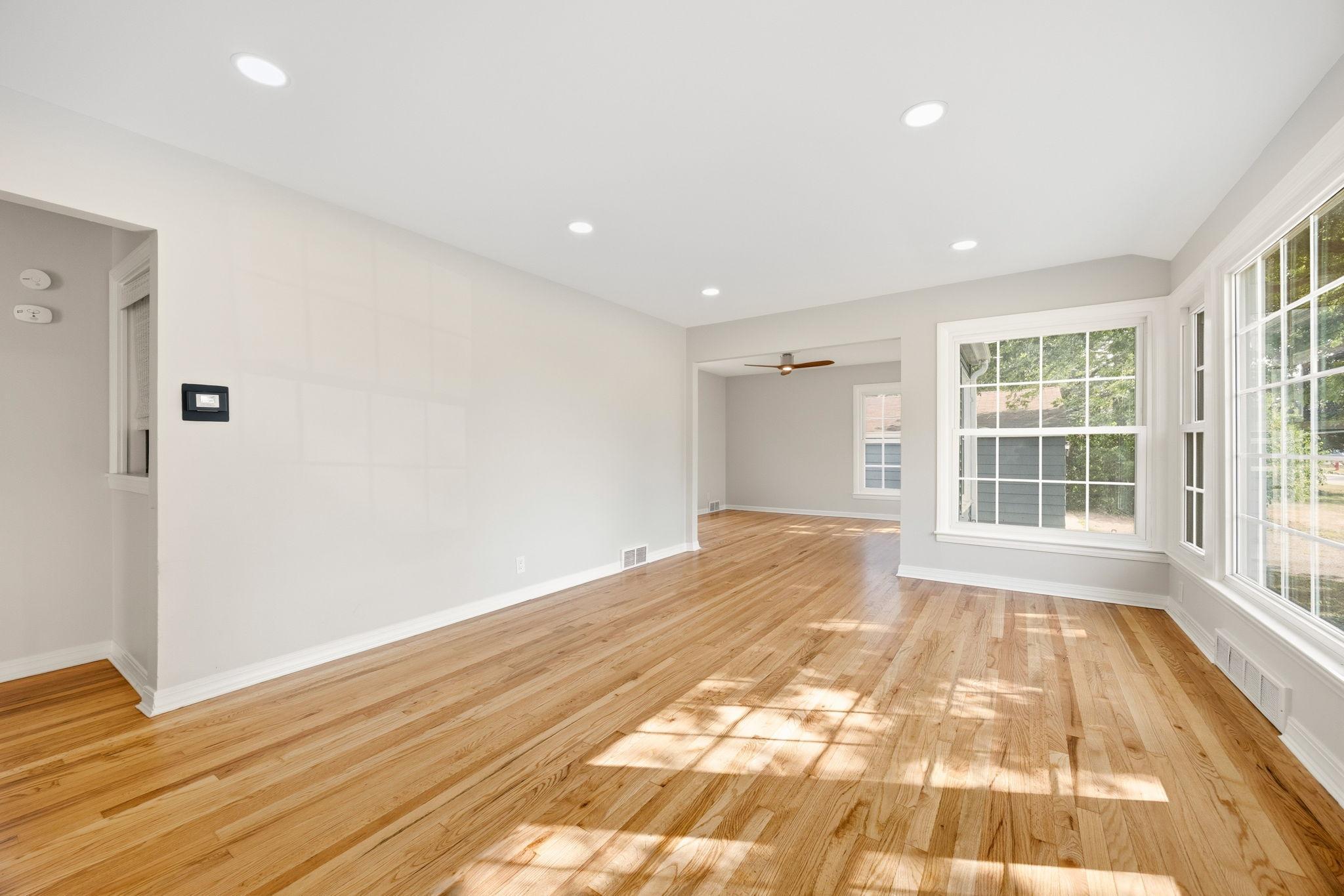 3rd image of 2951 Independence Ave S, Saint Louis Park, MN 55426 | MLS# 7133937