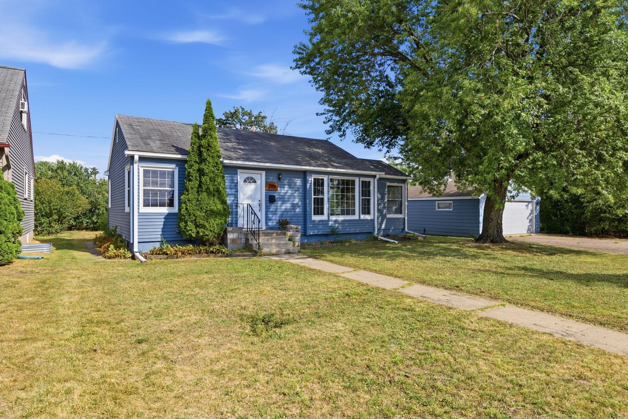 2nd image of 2951 Independence Ave S, Saint Louis Park, MN 55426 | MLS# 7133937