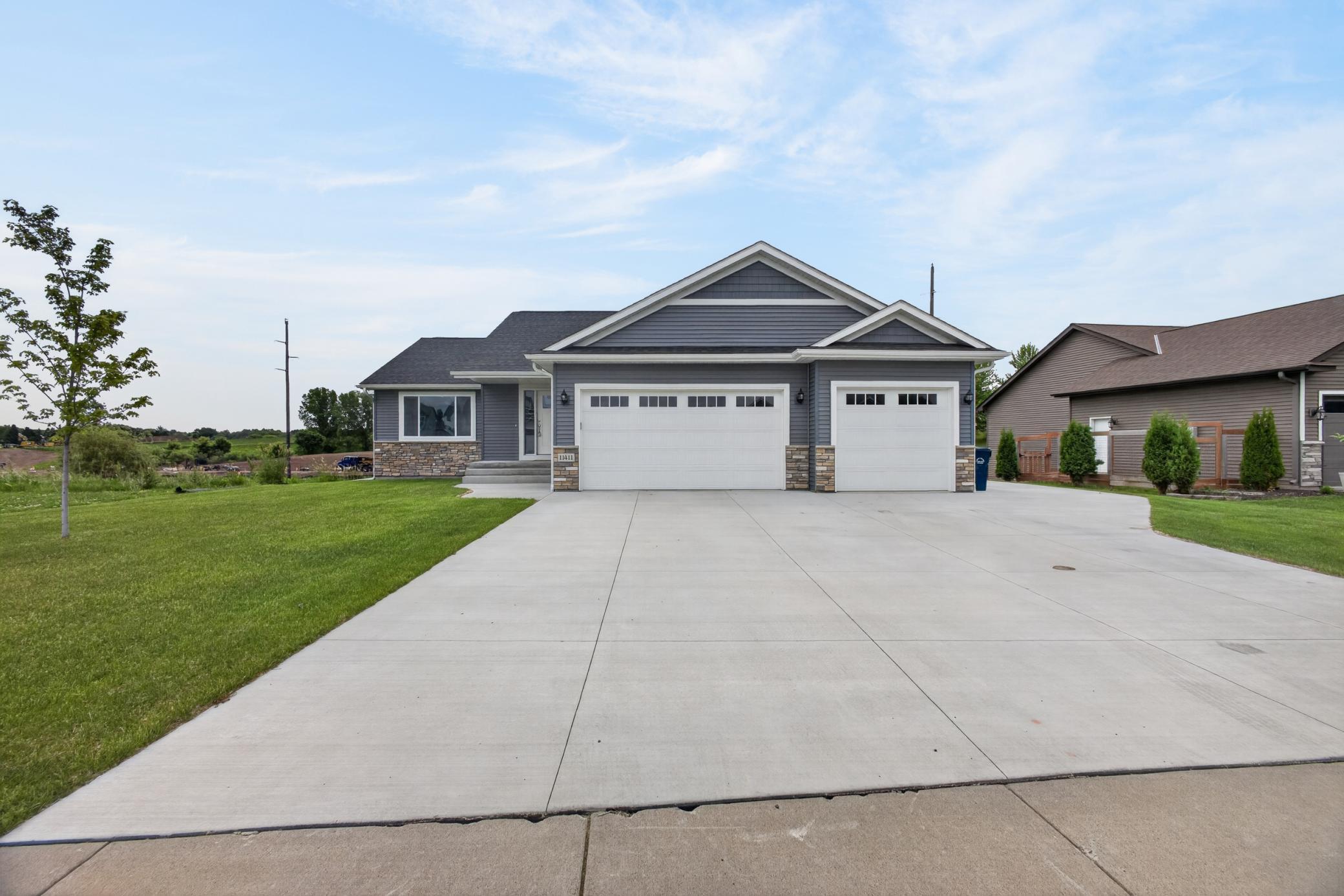 3rd image of 11411 Latham Ln, Chisago City, MN 55013 | MLS# 7134066