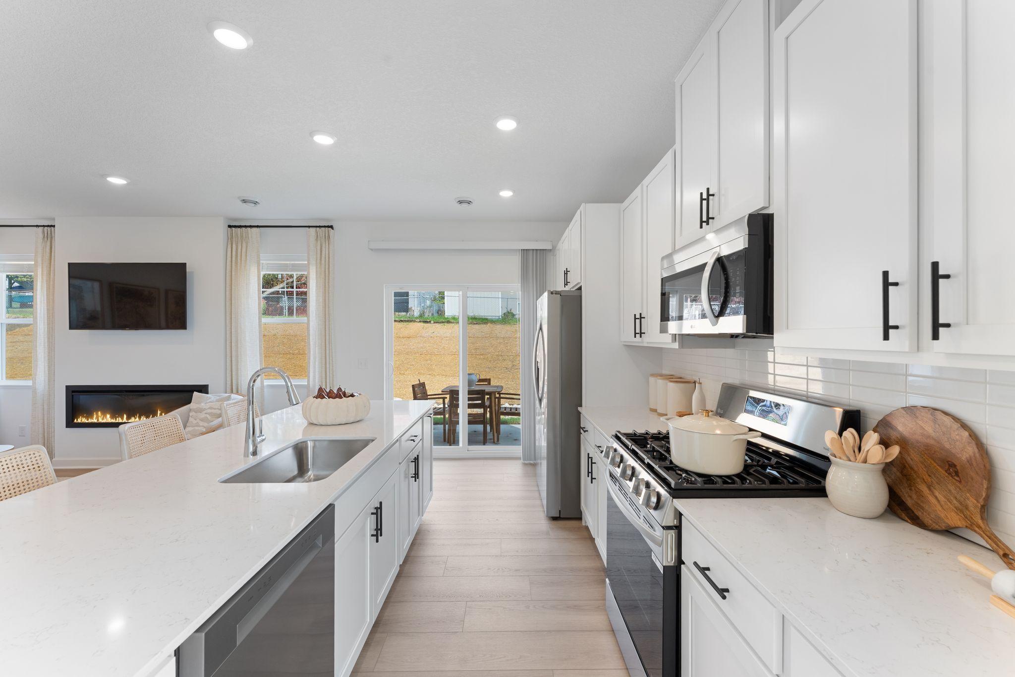 image of 4020 Hayward Ave N, Oakdale, MN 55128 | MLS# 7134081