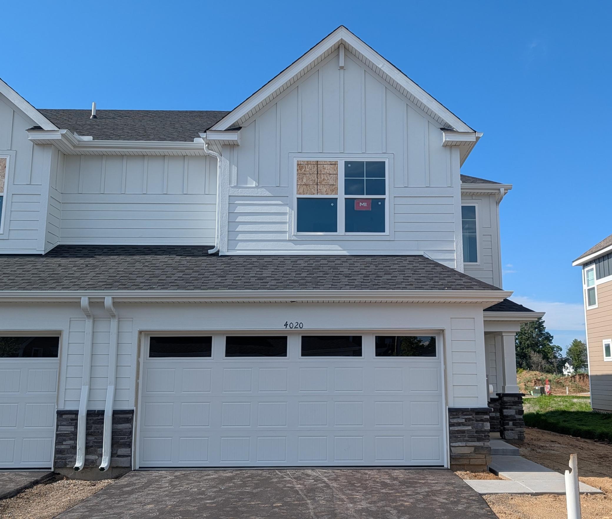 image of 4020 Hayward Ave N, Oakdale, MN 55128 | MLS# 7134081