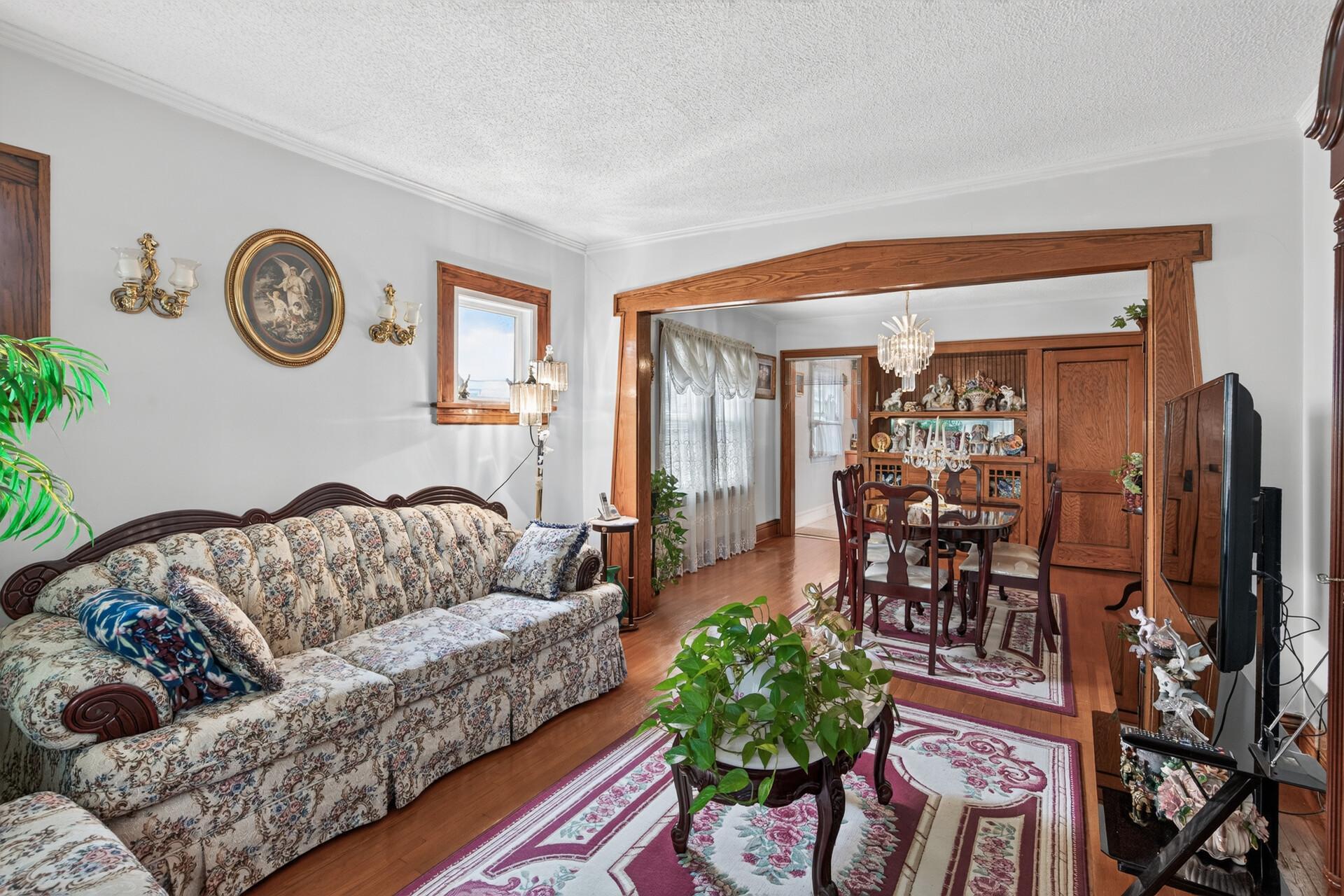 3rd image of 4224 Stevens Ave, Minneapolis, MN 55409 | MLS# 7134136