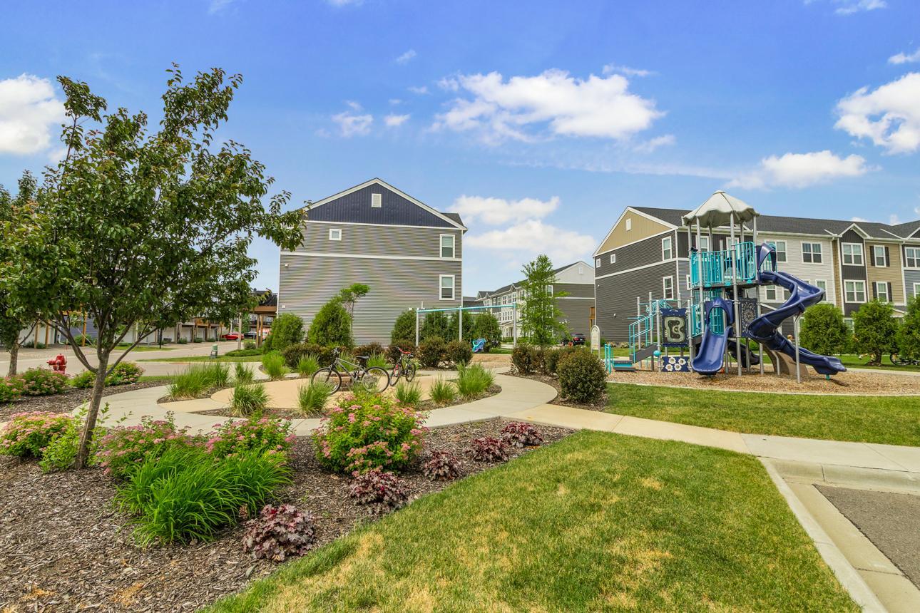 41st image of 15577 Everglade Ave, Apple Valley, MN 55124 | MLS# 7134195