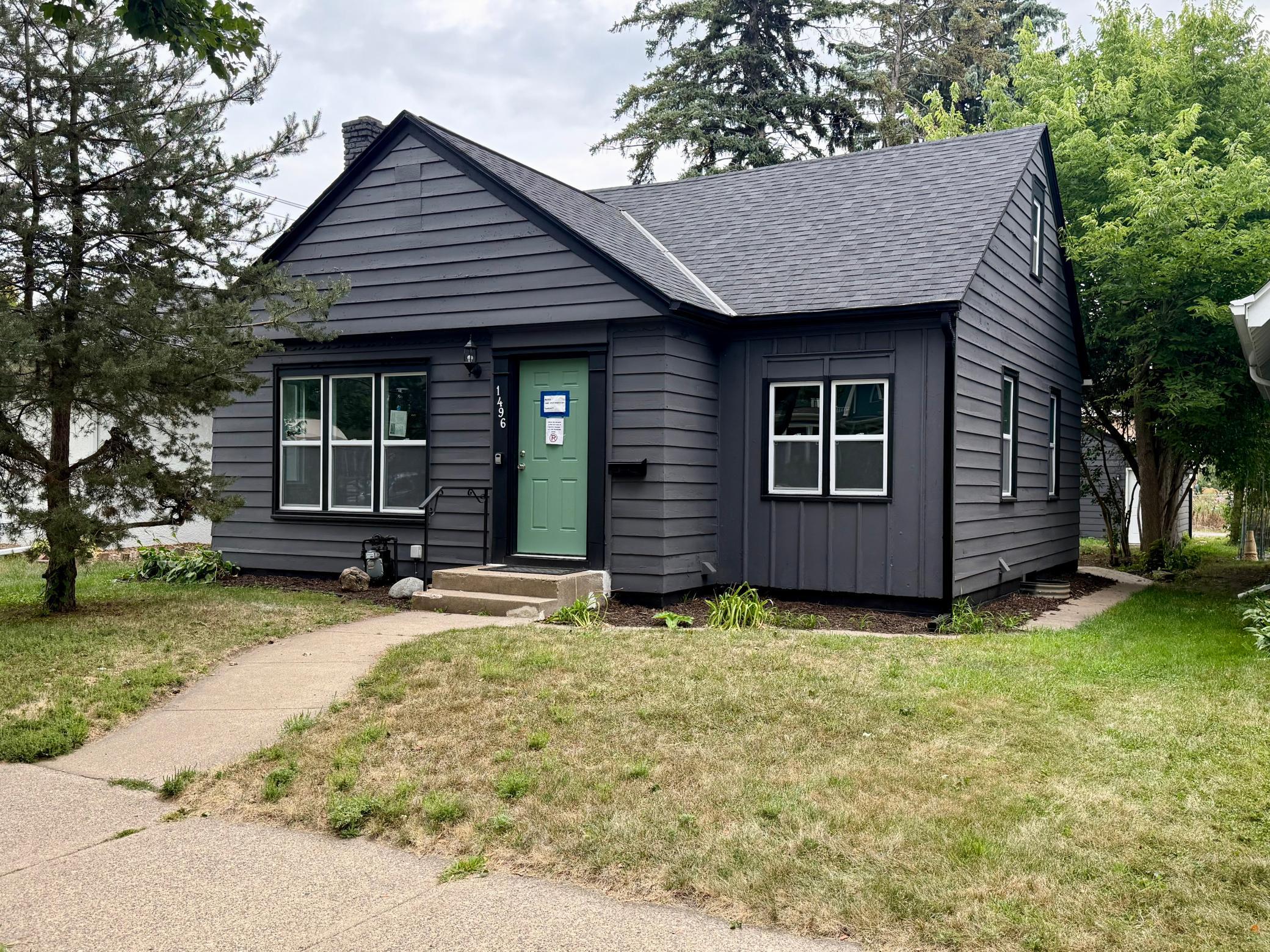 1st image of 1496 Hamline Ave N, Saint Paul, MN 55108 | MLS# 7134202