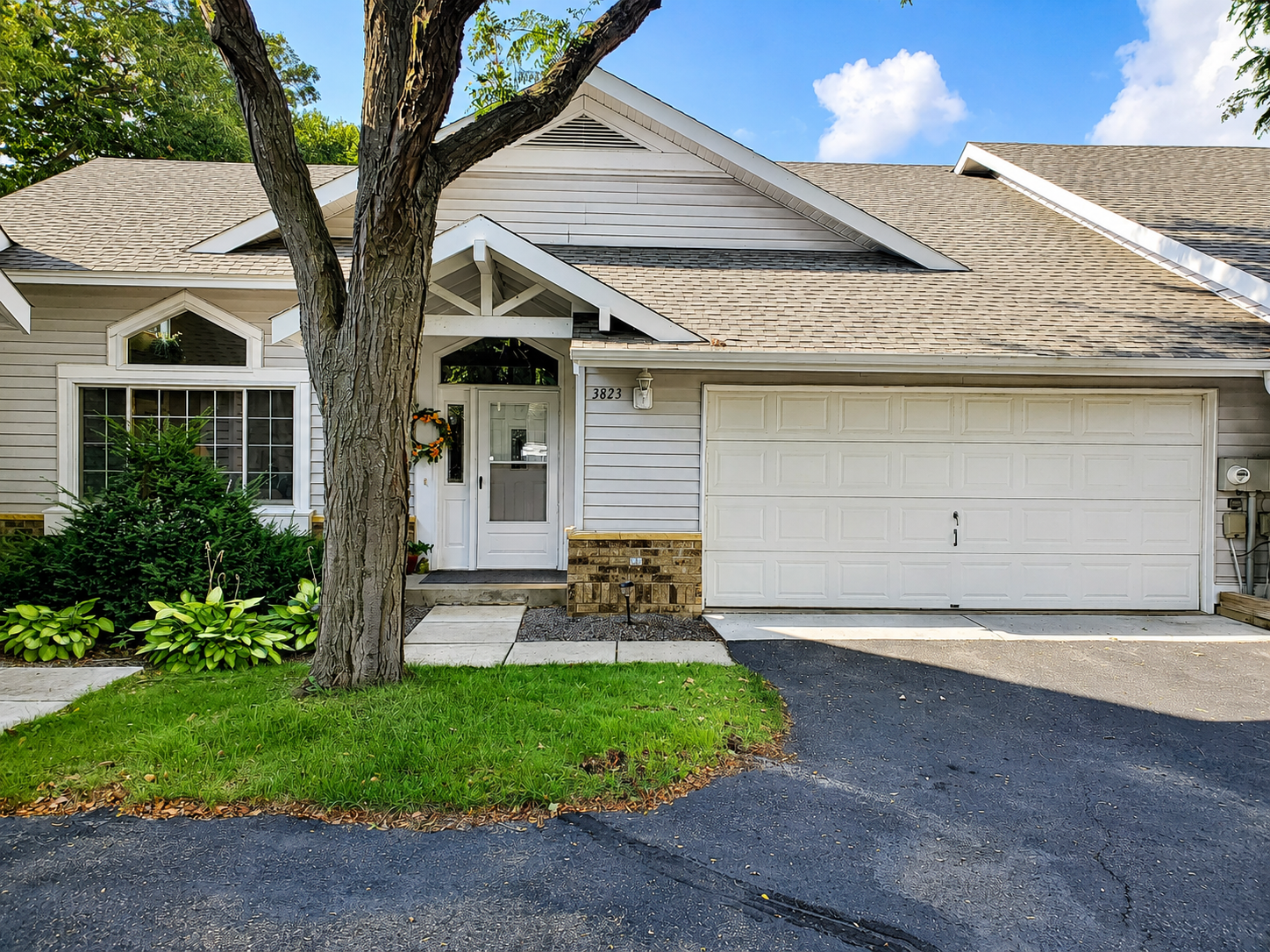 1st image of 3823 Minnesota Ln N, Plymouth, MN 55446 | MLS# 7134223