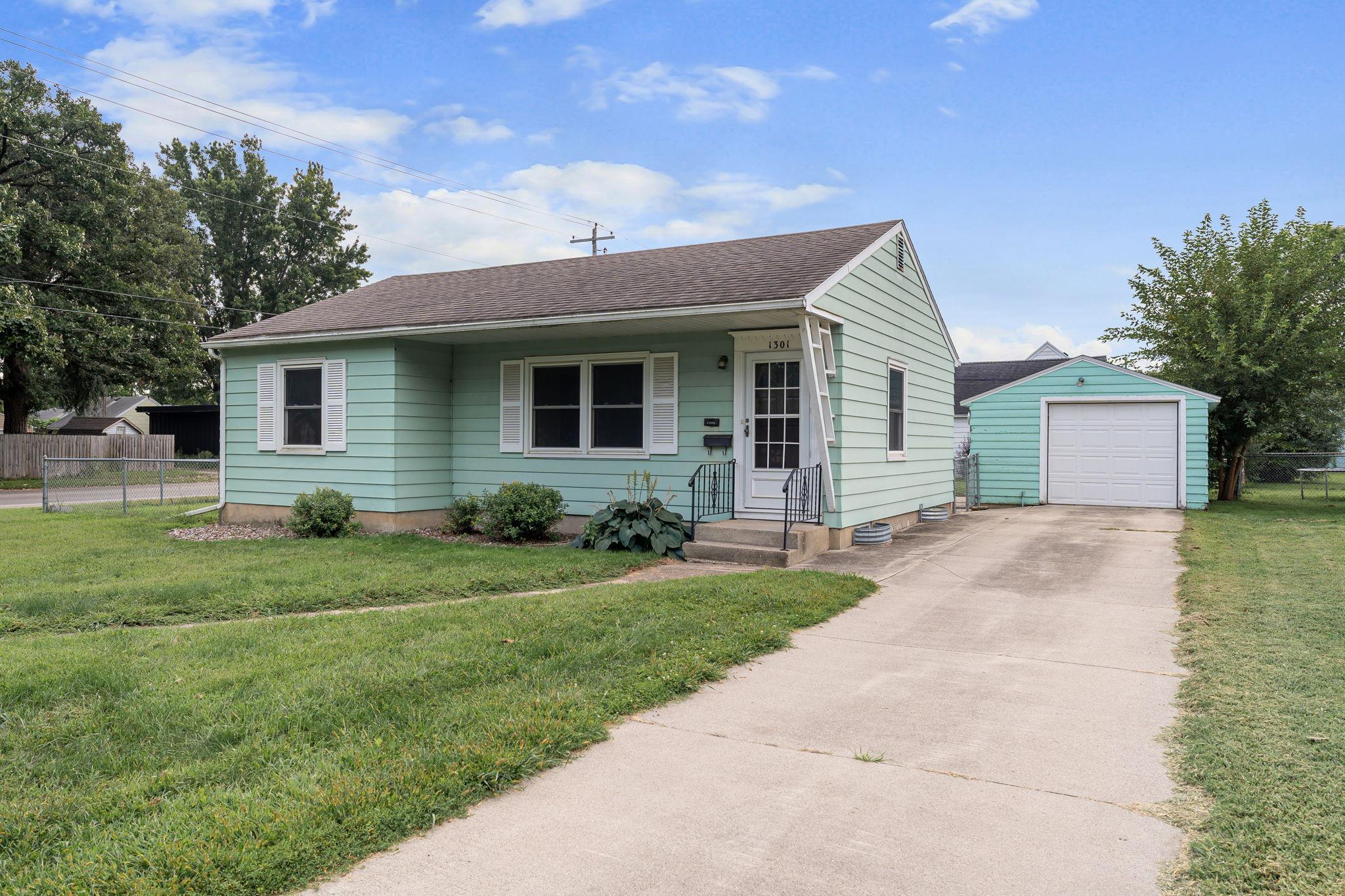 1st image of 1301 3rd Ave Sw, Austin, MN 55912 | MLS# 7134251