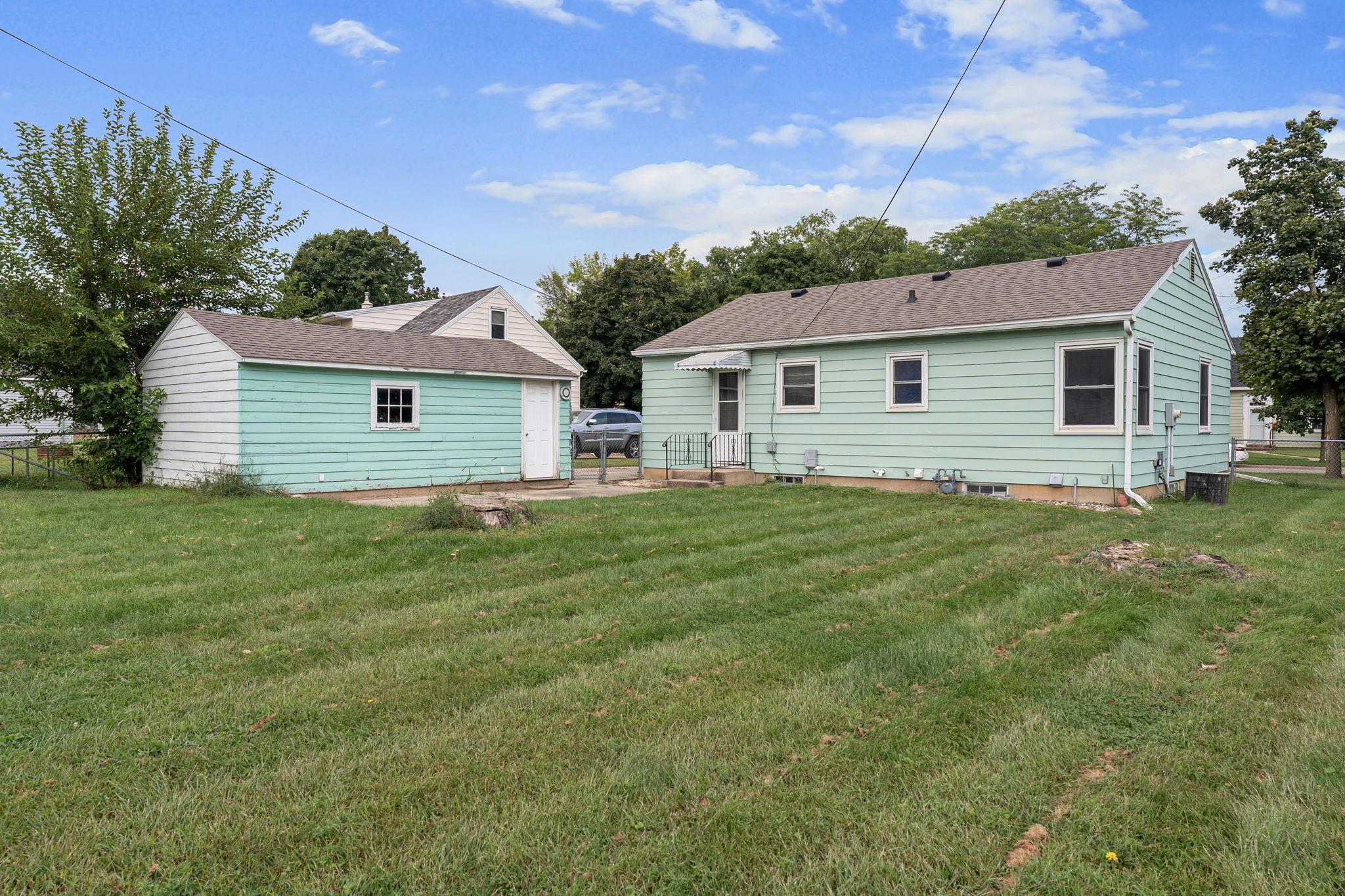 3rd image of 1301 3Rd Ave Sw, Austin, MN 55912 | MLS# 7134251