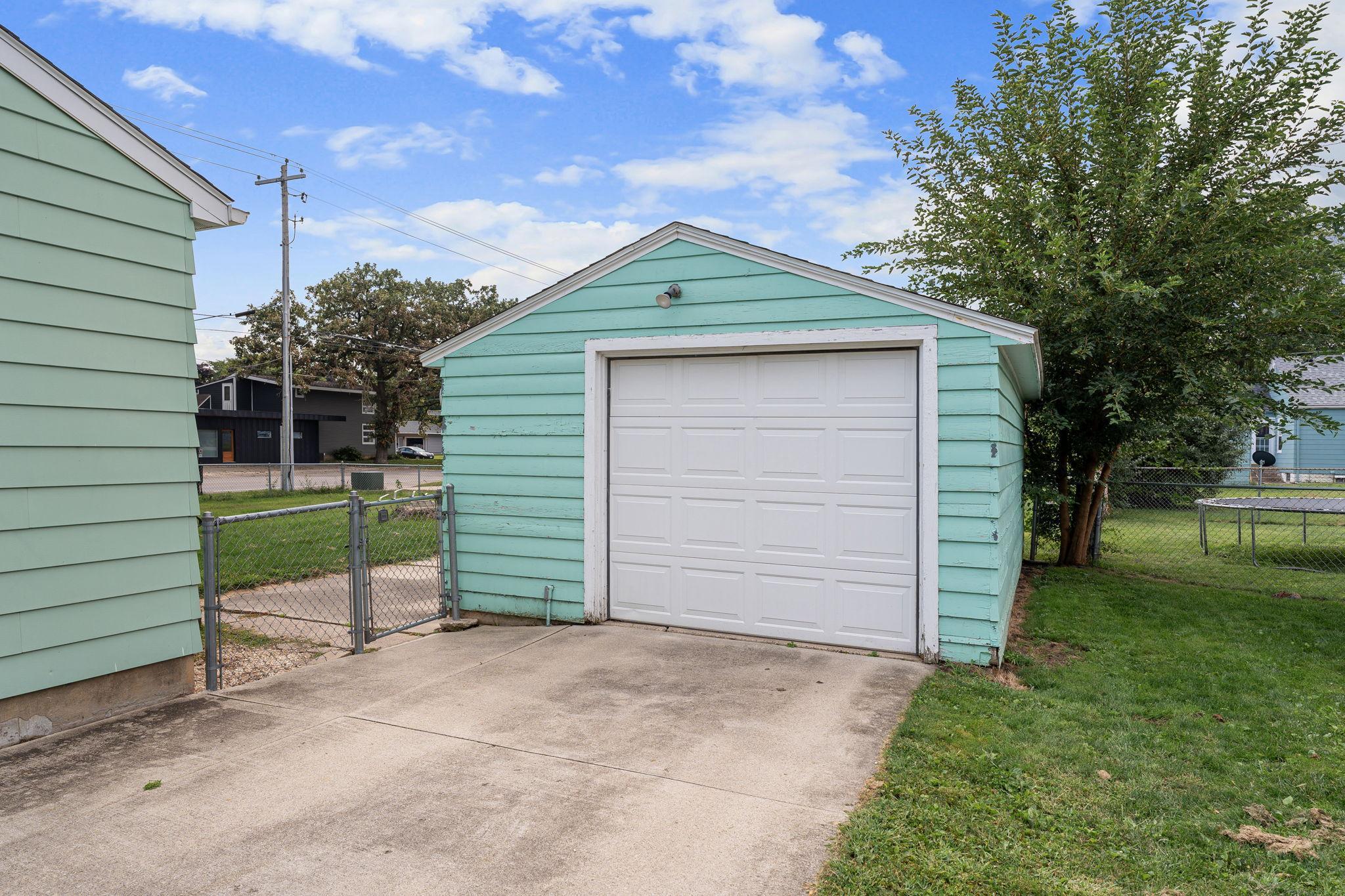 5th image of 1301 3Rd Ave Sw, Austin, MN 55912 | MLS# 7134251