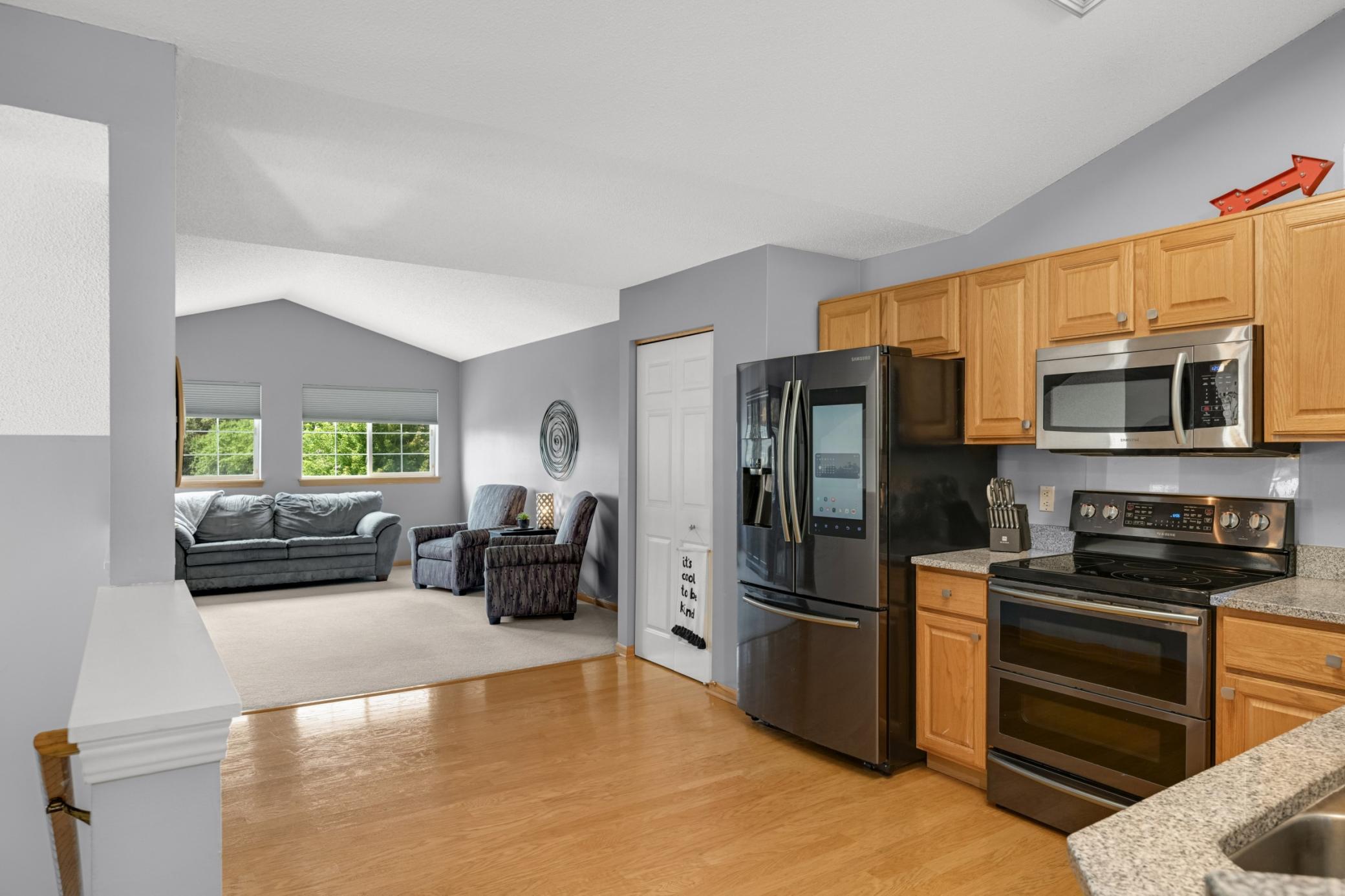 5th image of 2161 Cool Stream Cir, Eagan, MN 55122 | MLS# 7134320