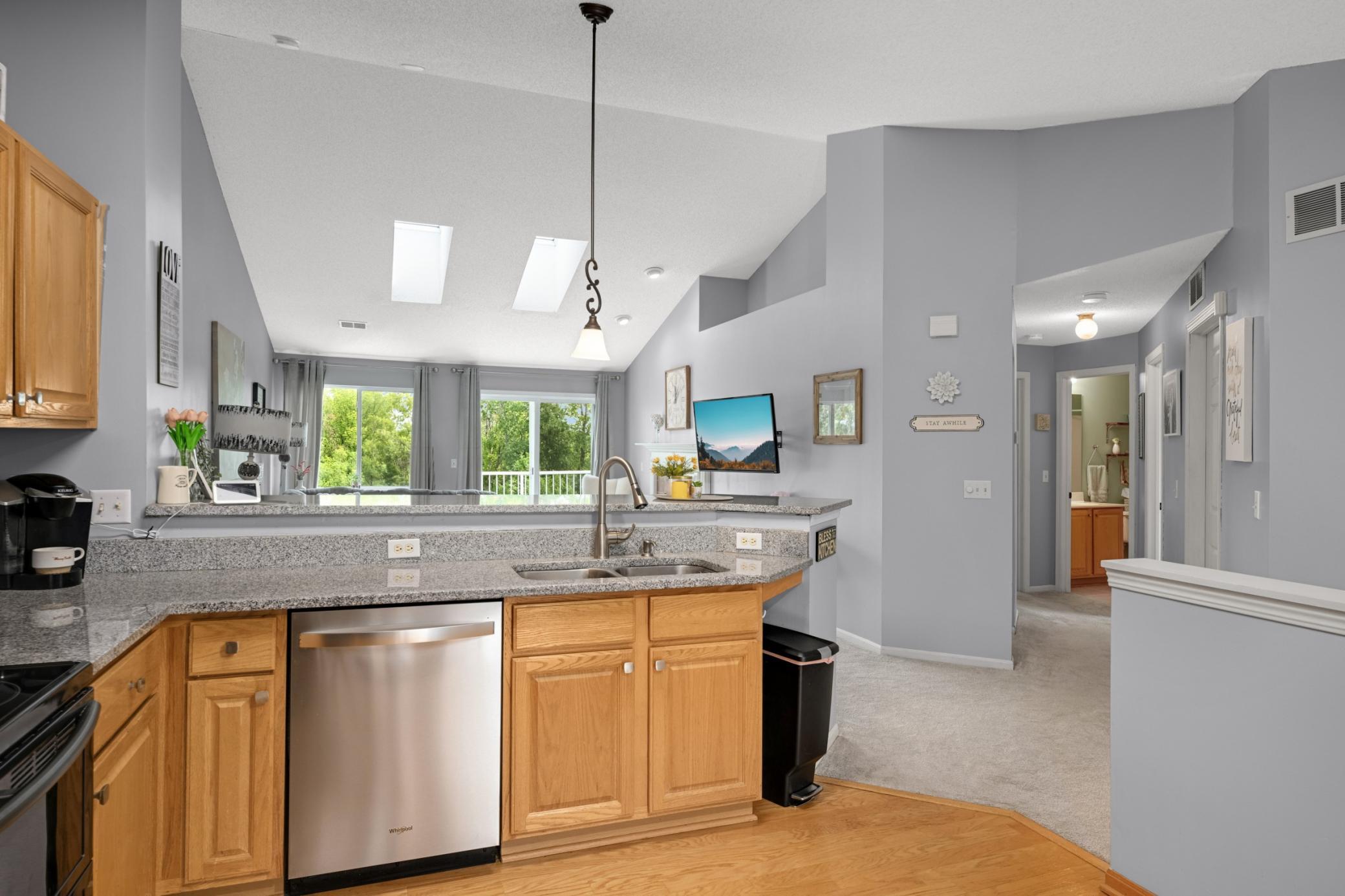4th image of 2161 Cool Stream Cir, Eagan, MN 55122 | MLS# 7134320