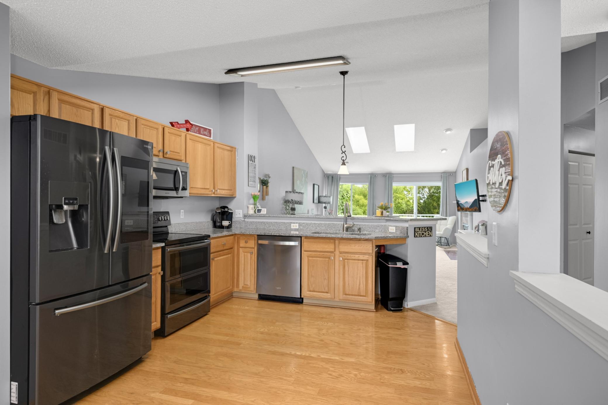 3rd image of 2161 Cool Stream Cir, Eagan, MN 55122 | MLS# 7134320