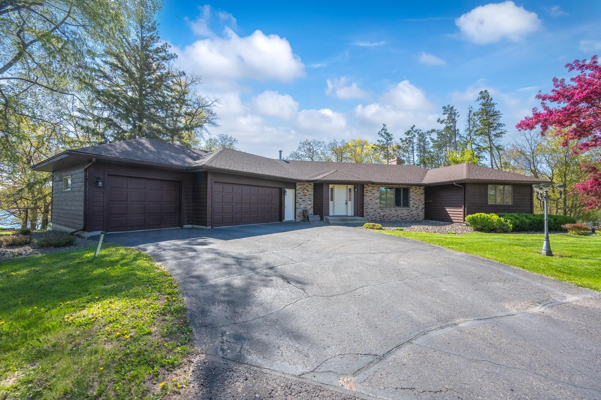 2nd image of 220 W Lower Pine Lake Ct, Star Prairie, WI 54026 | MLS# 7134345