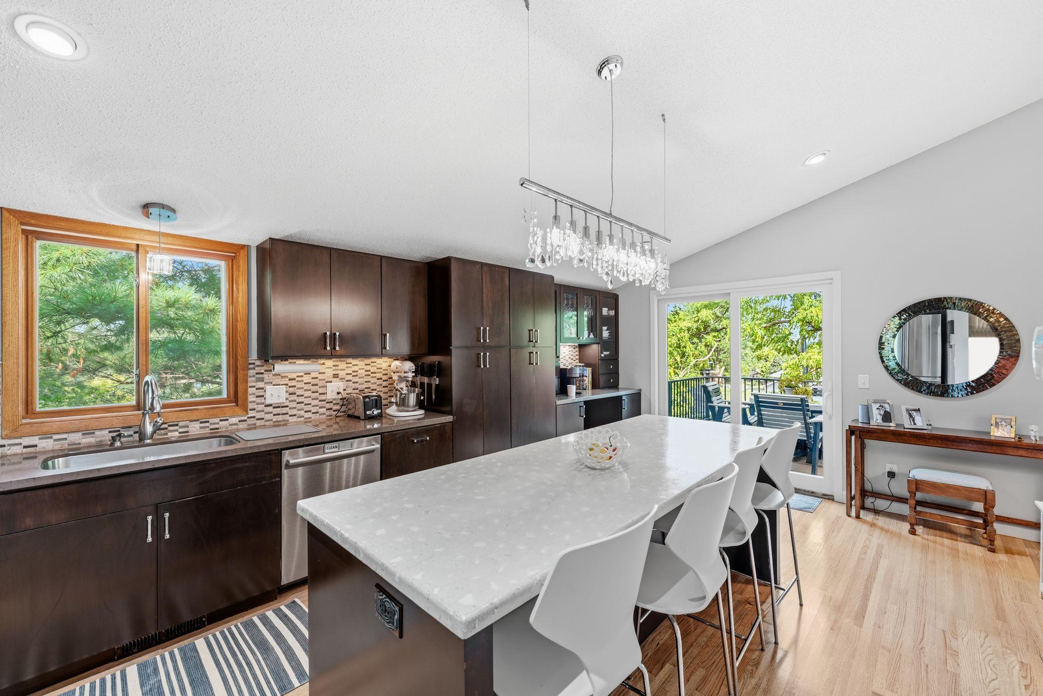 Photo 4 of Single family home for sale at 900 Lacota Ln, Burnsville, MN 55337 | MLS# 7134994 | Listing updated on 2026-09-03