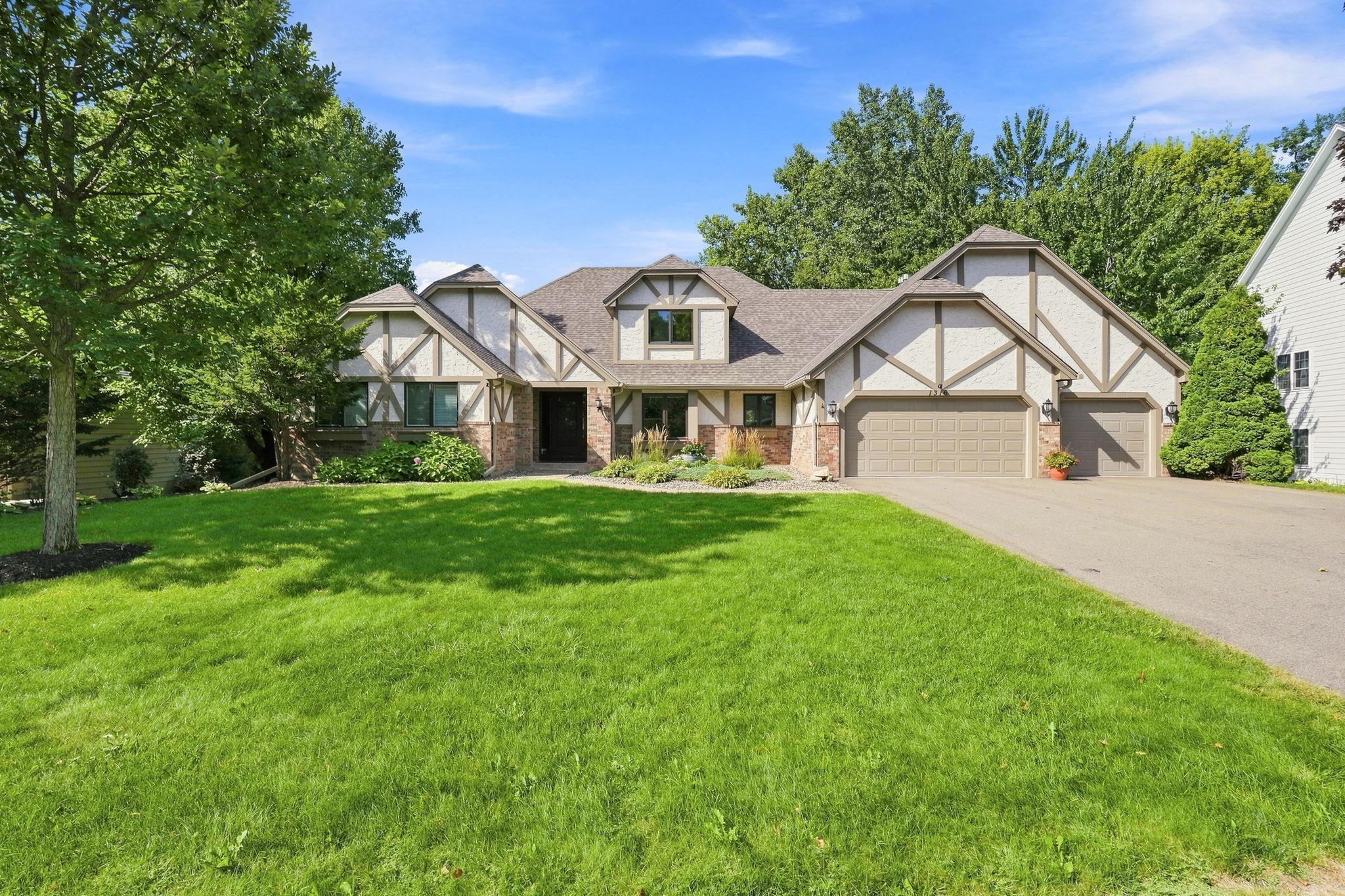 Photo 1 of Single family home for sale at 1316 Summit Oaks Dr, Burnsville, MN 55337 | MLS# 7137342 | Listing updated on 2026-09-03