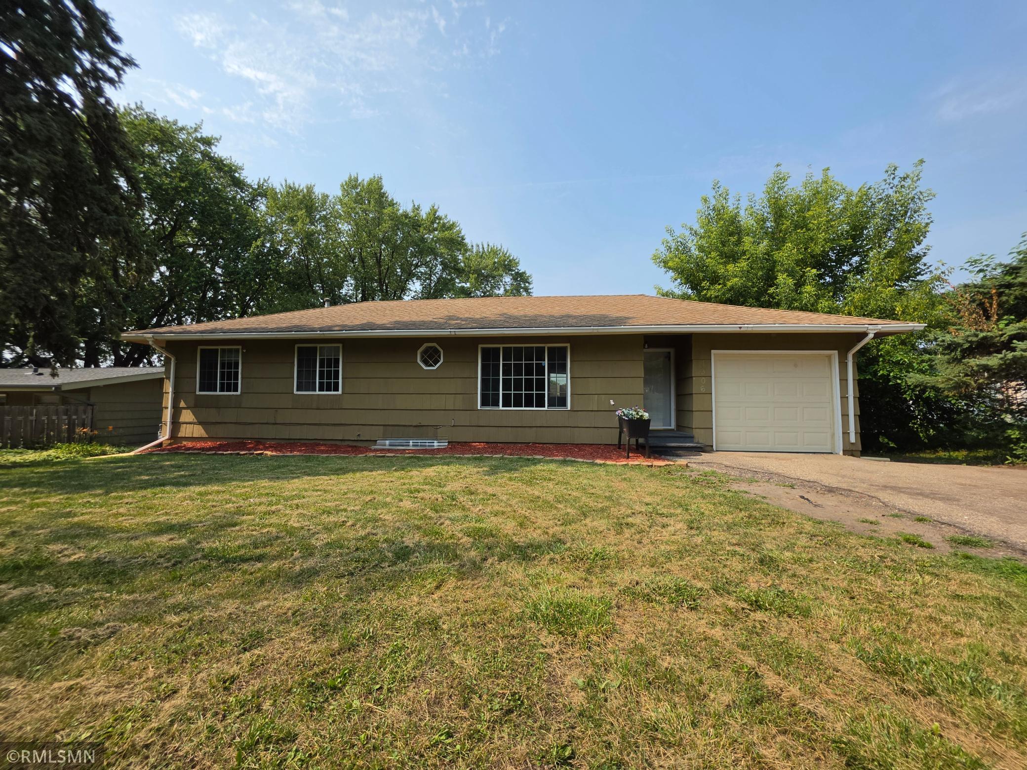 Photo 1 of Single family home for sale at 1306 Woodhill Rd, Burnsville, MN 55337 | MLS# 7137607 | Listing updated on 2026-09-03